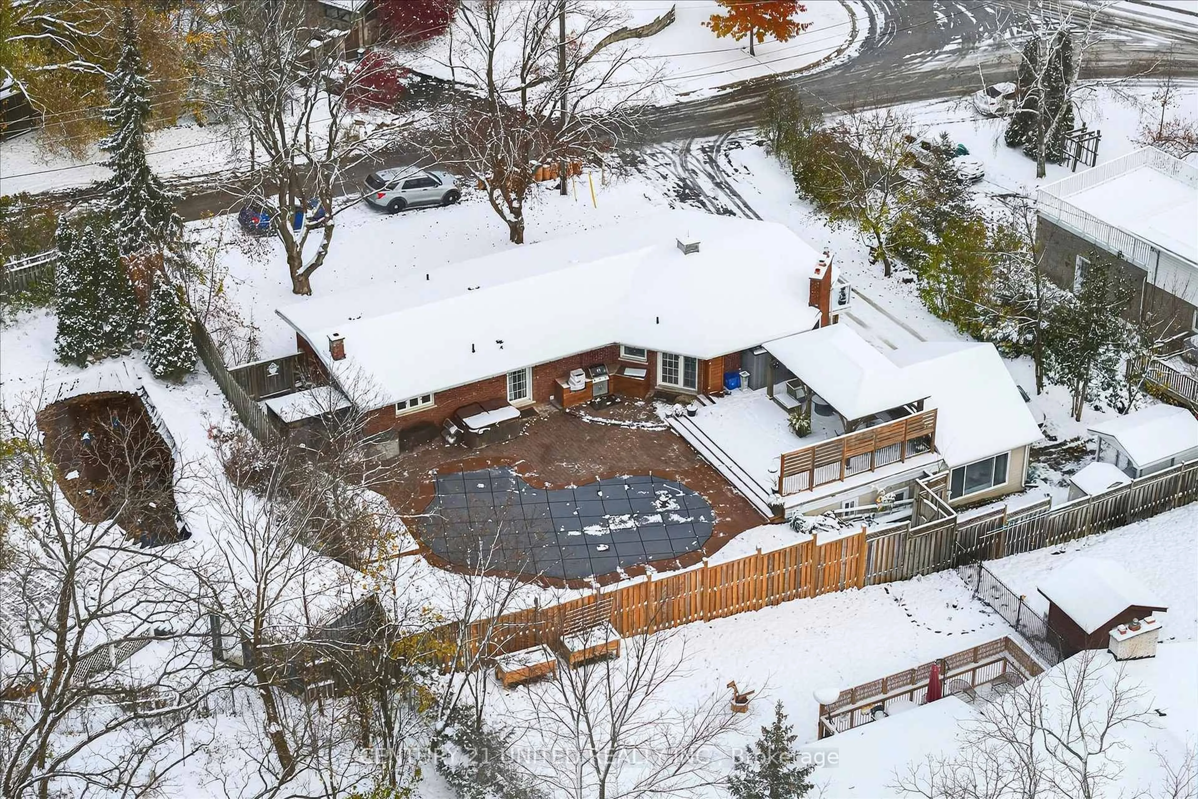 A pic from outside/outdoor area/front of a property/back of a property/a pic from drone, unknown for 105 Ridgewood Rd, Peterborough Ontario K9J 1P2