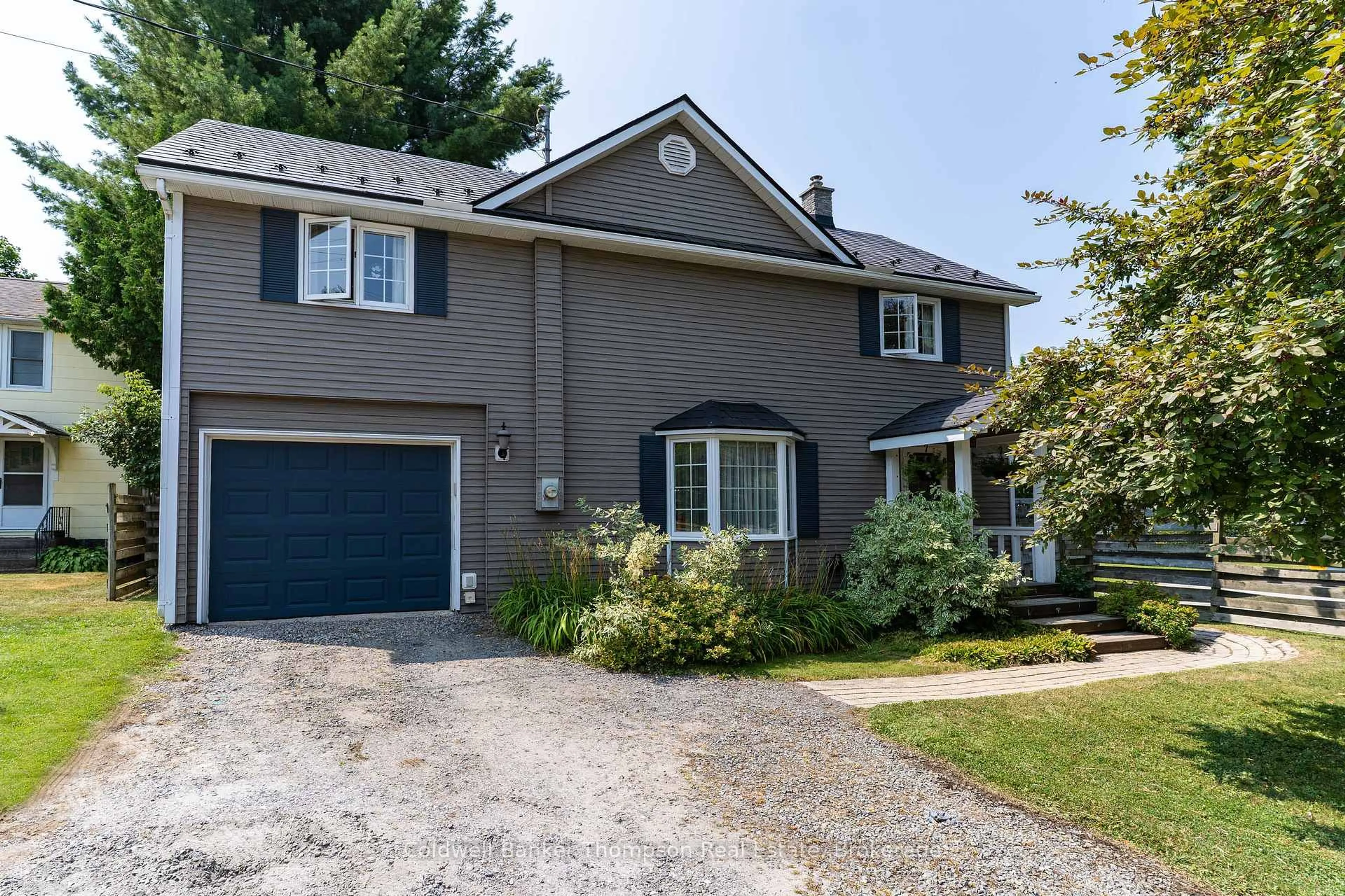 Home with brick exterior material, street for 3 Cliff Ave, Huntsville Ontario P1H 1G4