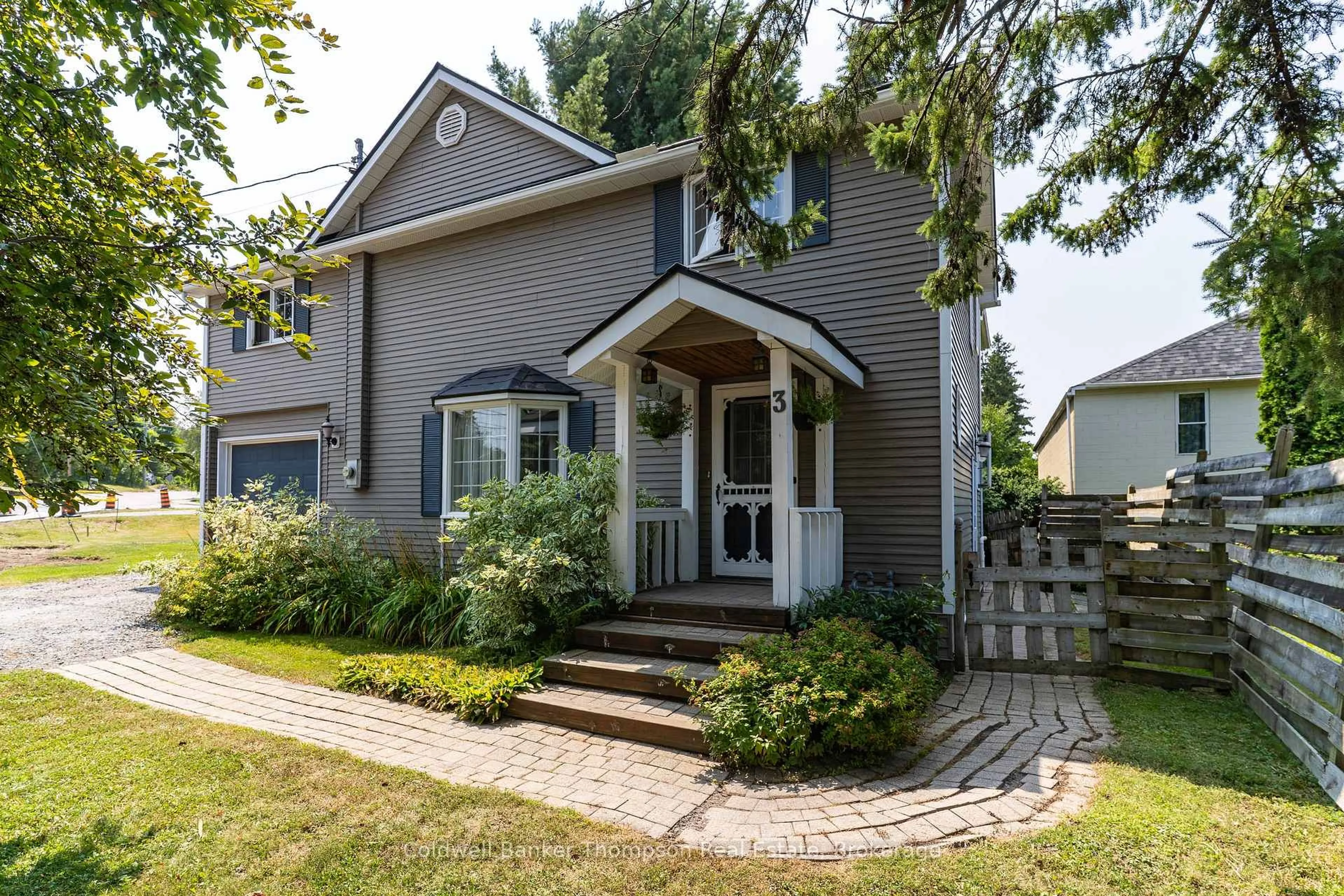 Home with brick exterior material, street for 3 Cliff Ave, Huntsville Ontario P1H 1G4