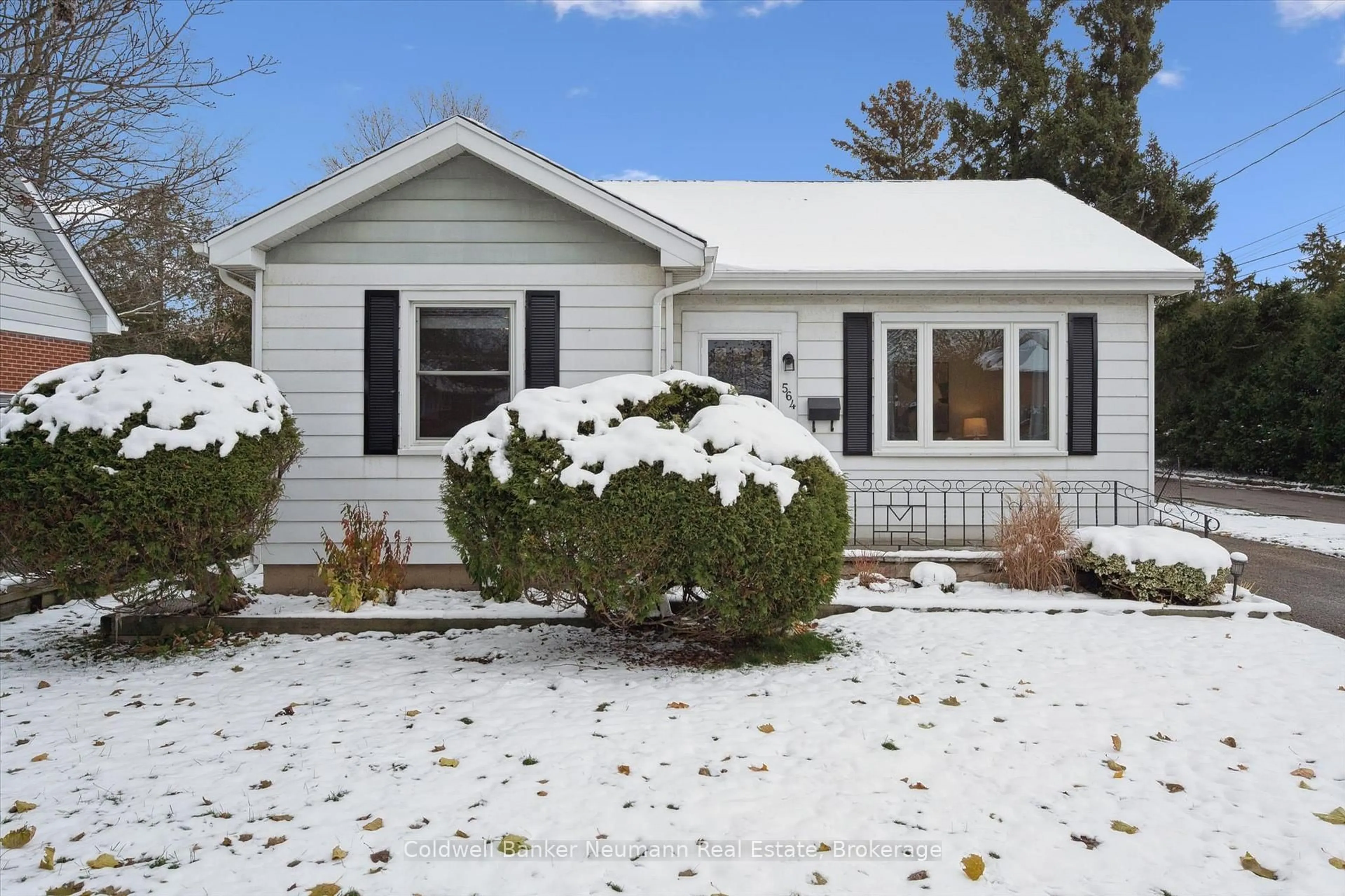 Home with vinyl exterior material, street for 564 Paisley Rd, Guelph Ontario N1H 2S1