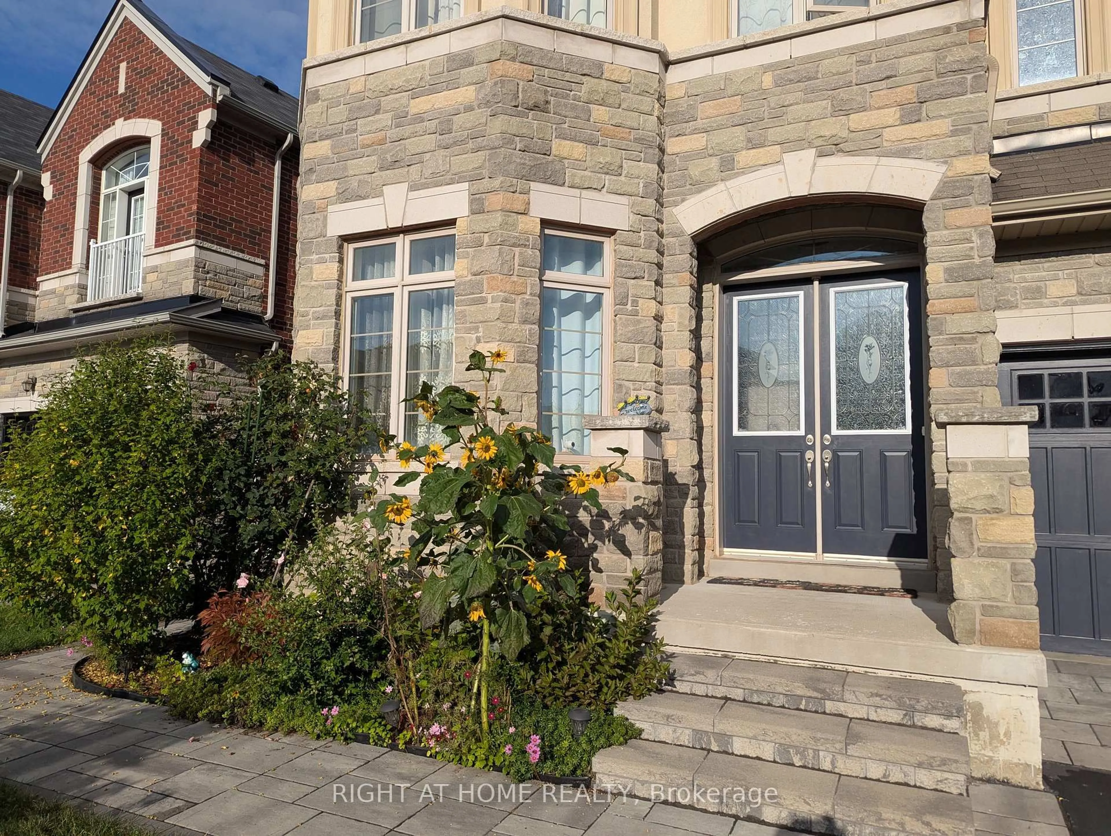 Home with brick exterior material, street for 247 Humphrey St, Hamilton Ontario L8B 1X4