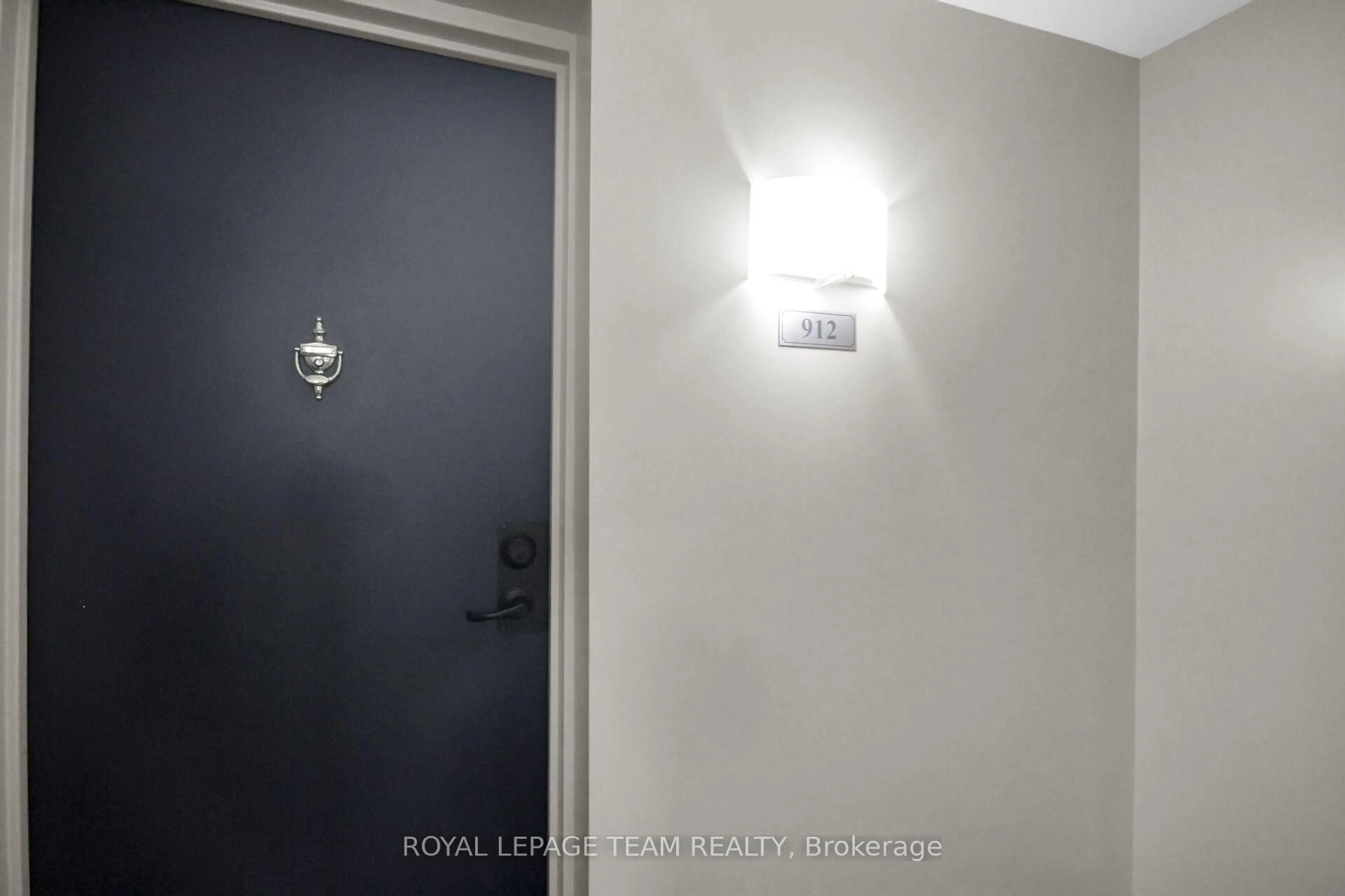 Unknown for 1485 Baseline Rd #912, Ottawa Ontario K2C 3L8