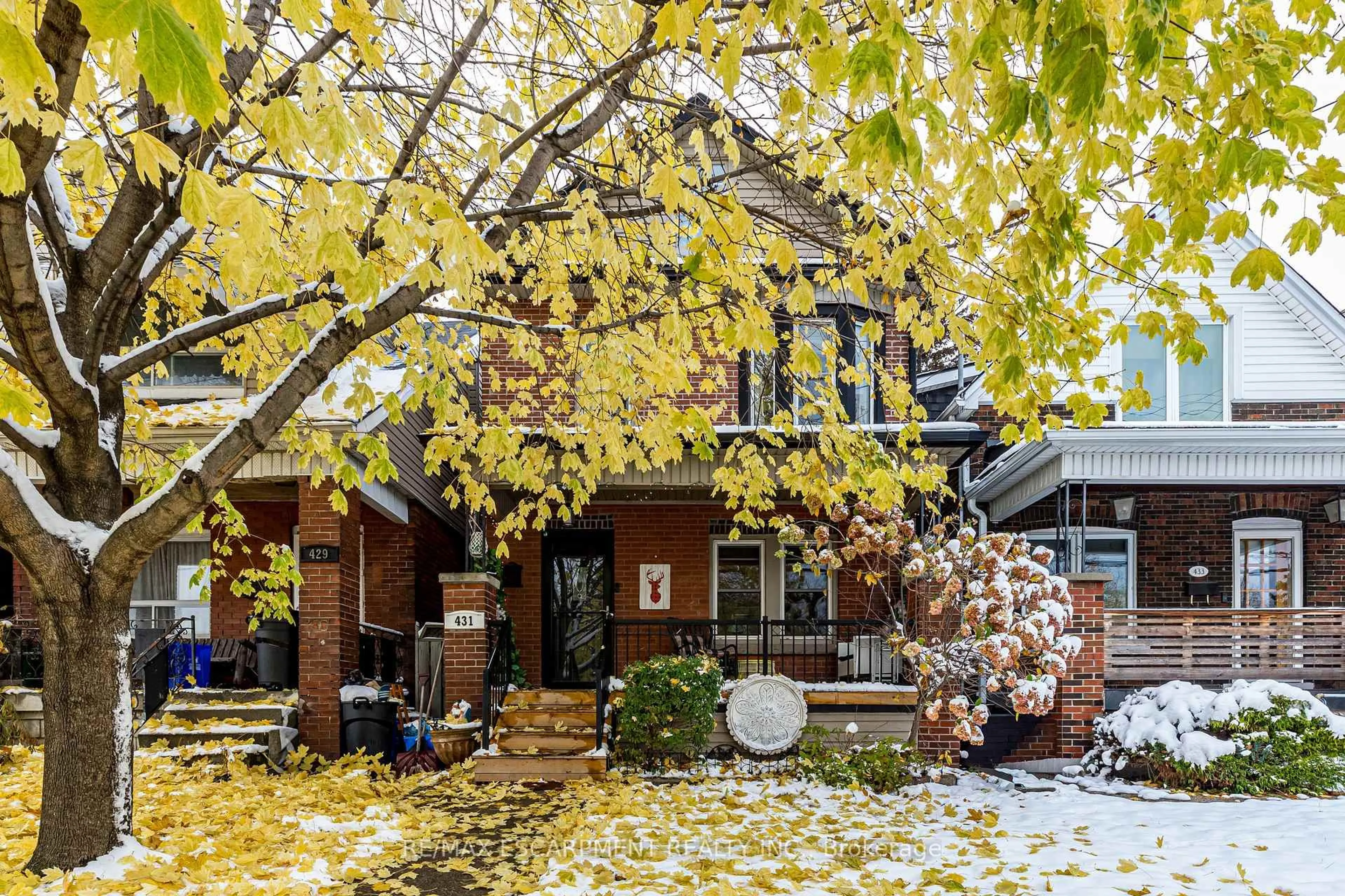 Patio, street for 431 Hughson St, Hamilton Ontario L8L 4N4