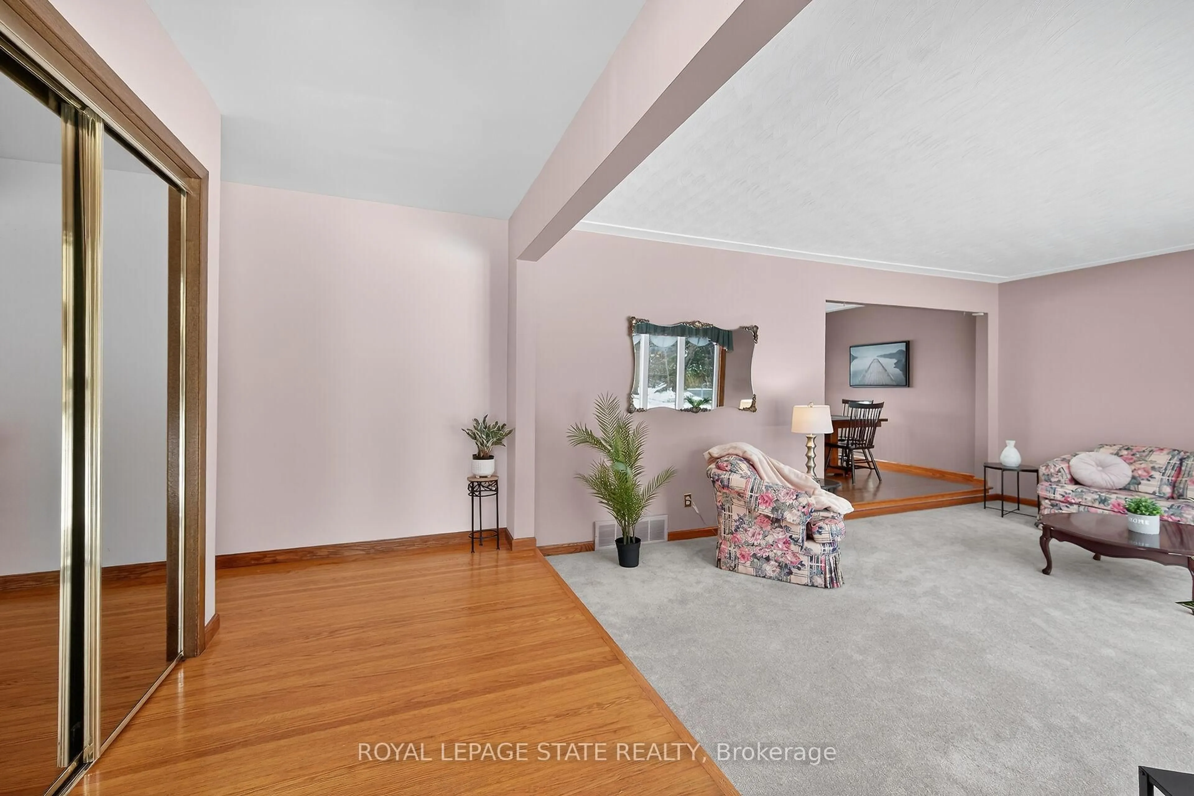 Unknown for 580 woodhill Rd, Hamilton Ontario L0R 2B0