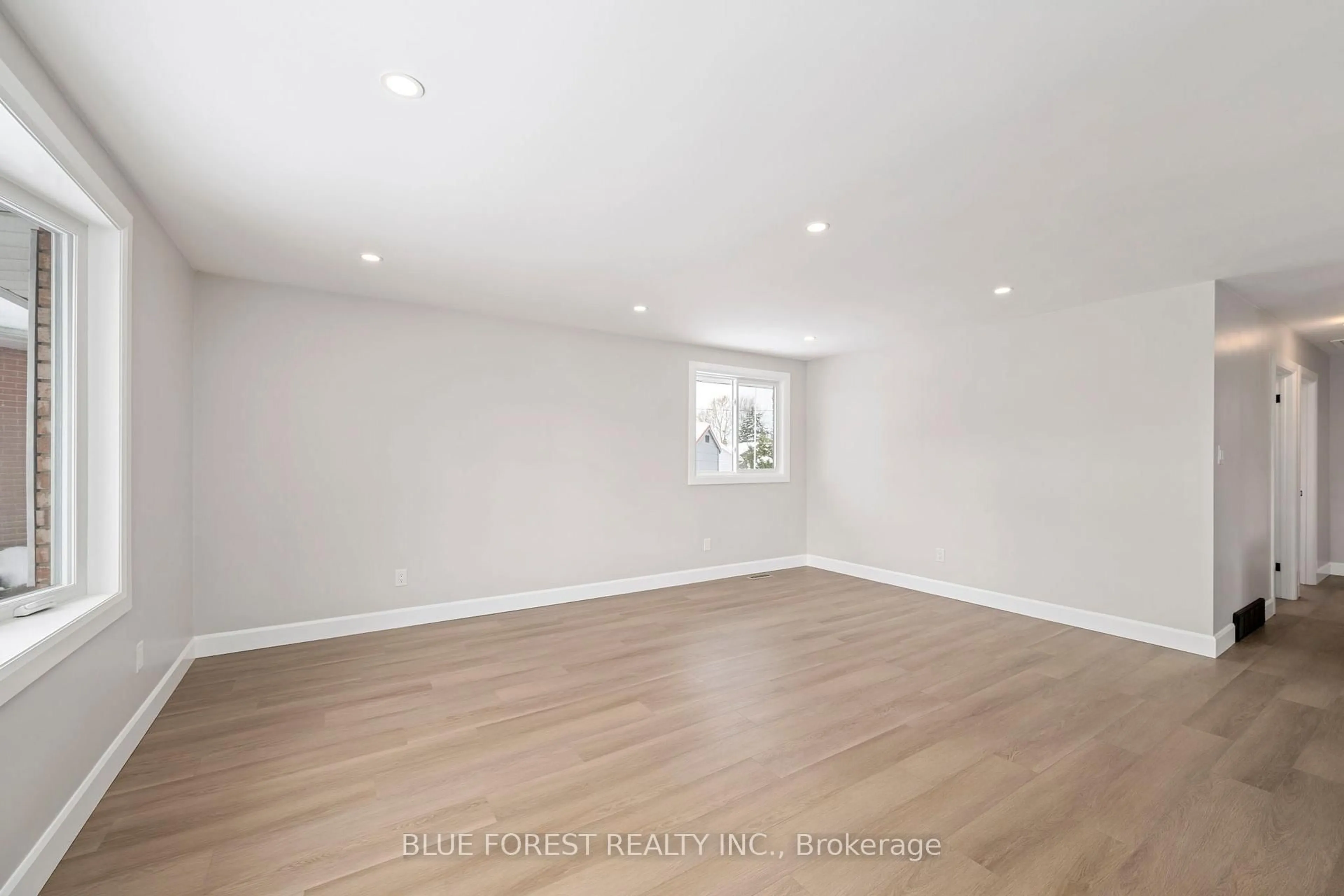 A pic of a room for 71 SPARTA St, St. Thomas Ontario N5R 5H1
