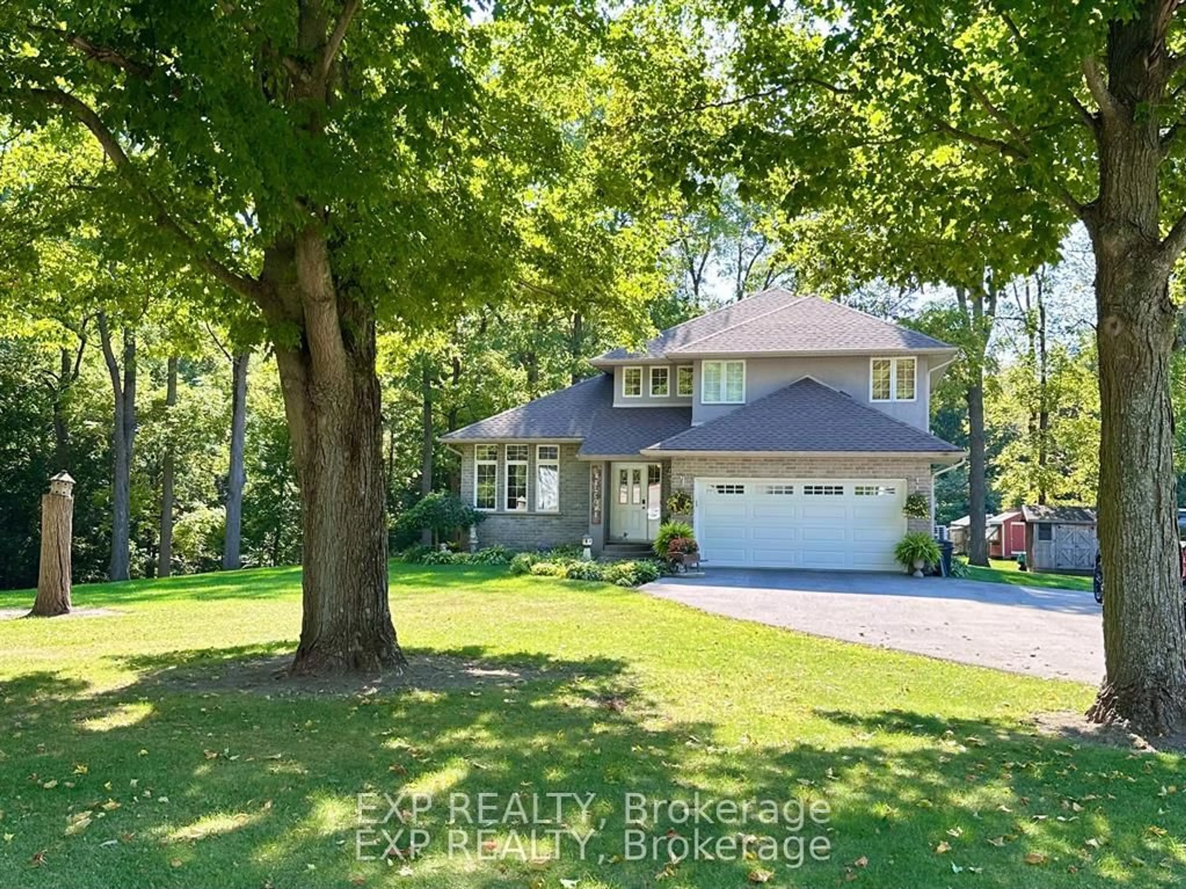 A pic from outside/outdoor area/front of a property/back of a property/a pic from drone, street for 2011 Main St, Norfolk Ontario N0E 1X0