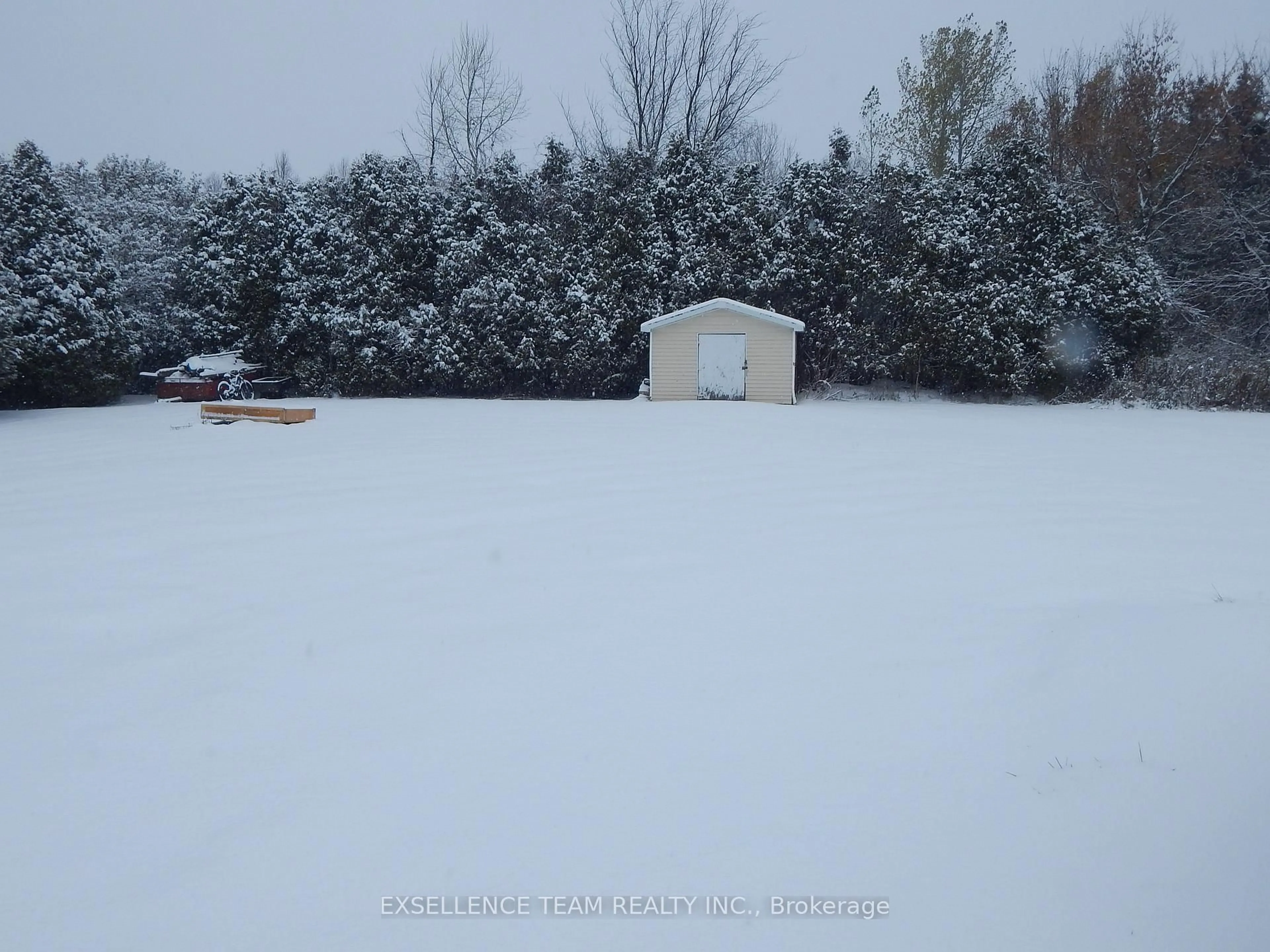 Shed for 17015 Chevrier St, North Stormont Ontario K0C 1V0