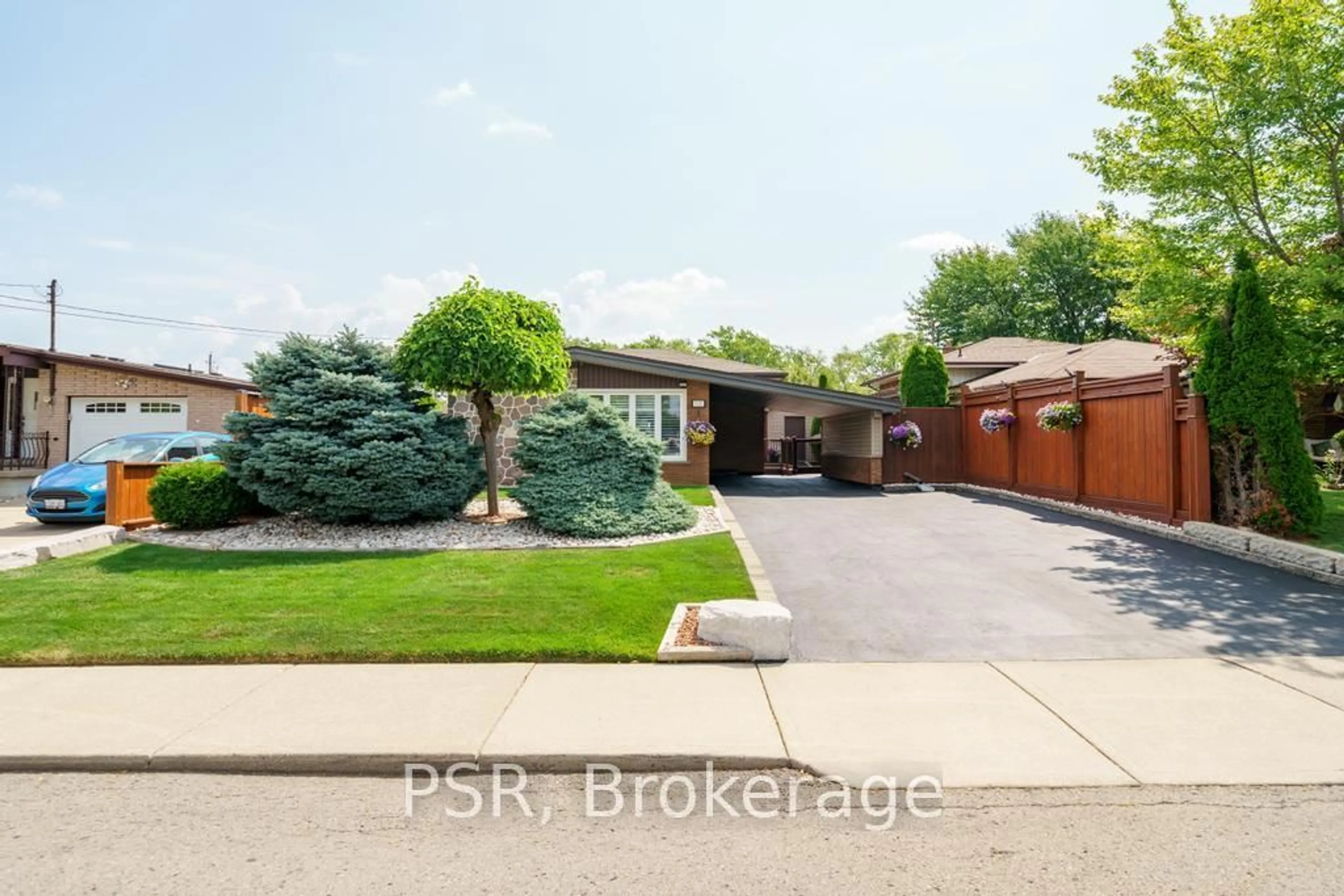 Home with brick exterior material, street for 117 Sunrise Dr, Hamilton Ontario L8K 4C5