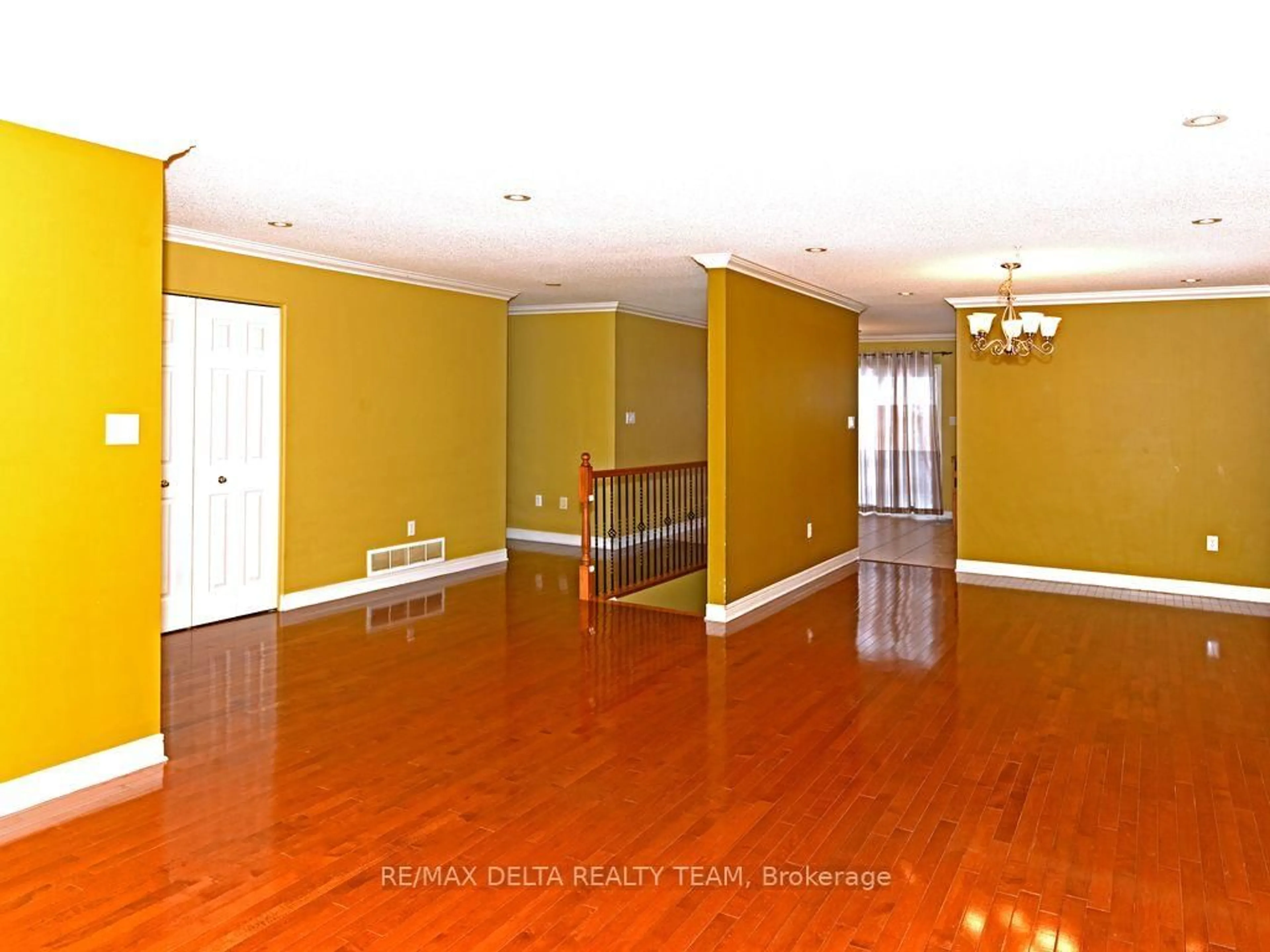 Unknown for 150 Sandra Cres, Clarence-Rockland Ontario K4K 1N7