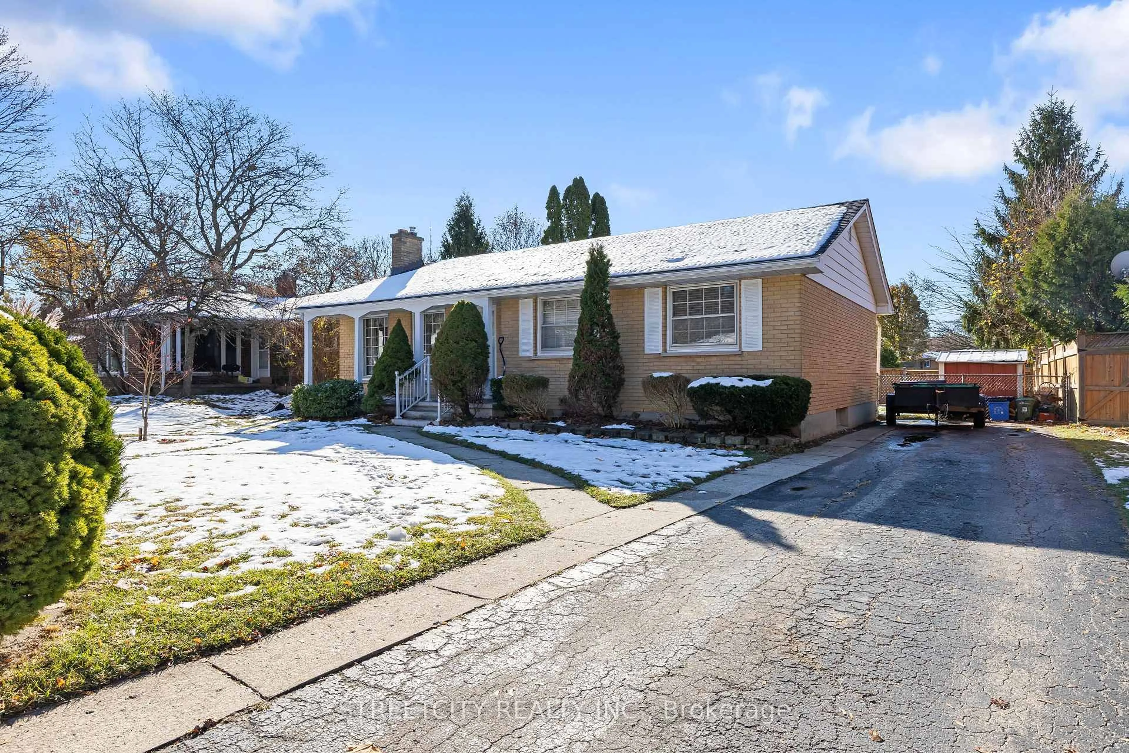 Unknown for 159 Centre St, London South Ontario N6J 1T7