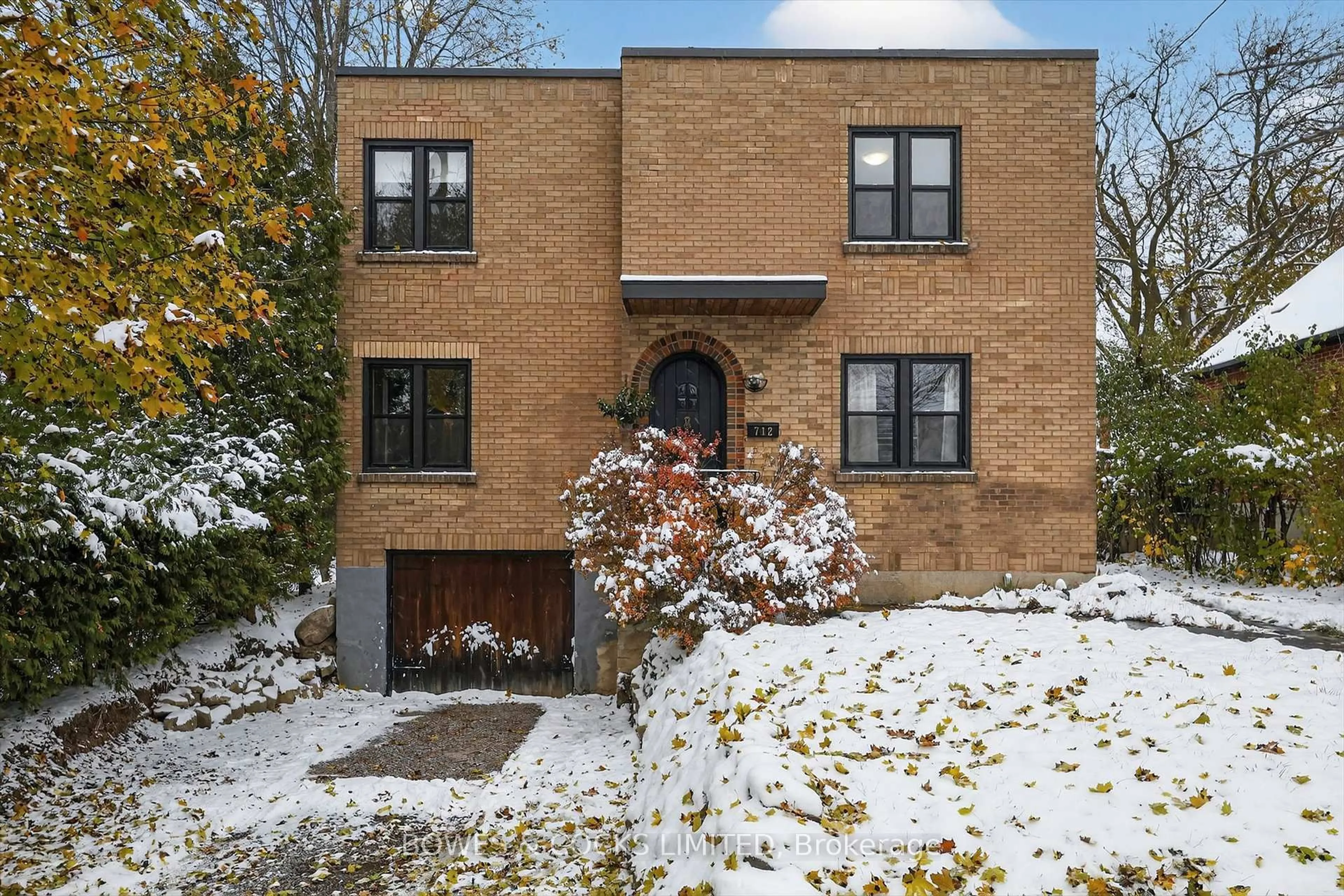 Home with brick exterior material, street for 712 Bethune St, Peterborough Ontario K9H 4A4