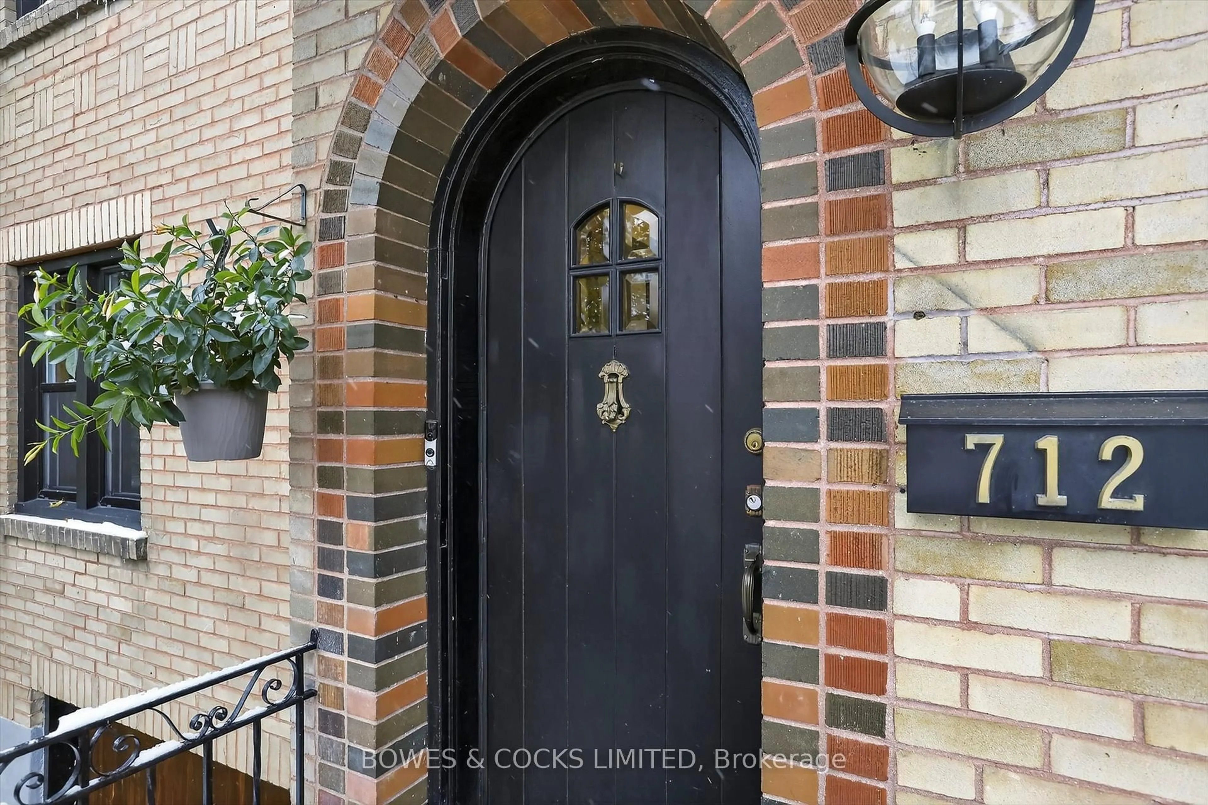 Home with brick exterior material, street for 712 Bethune St, Peterborough Ontario K9H 4A4