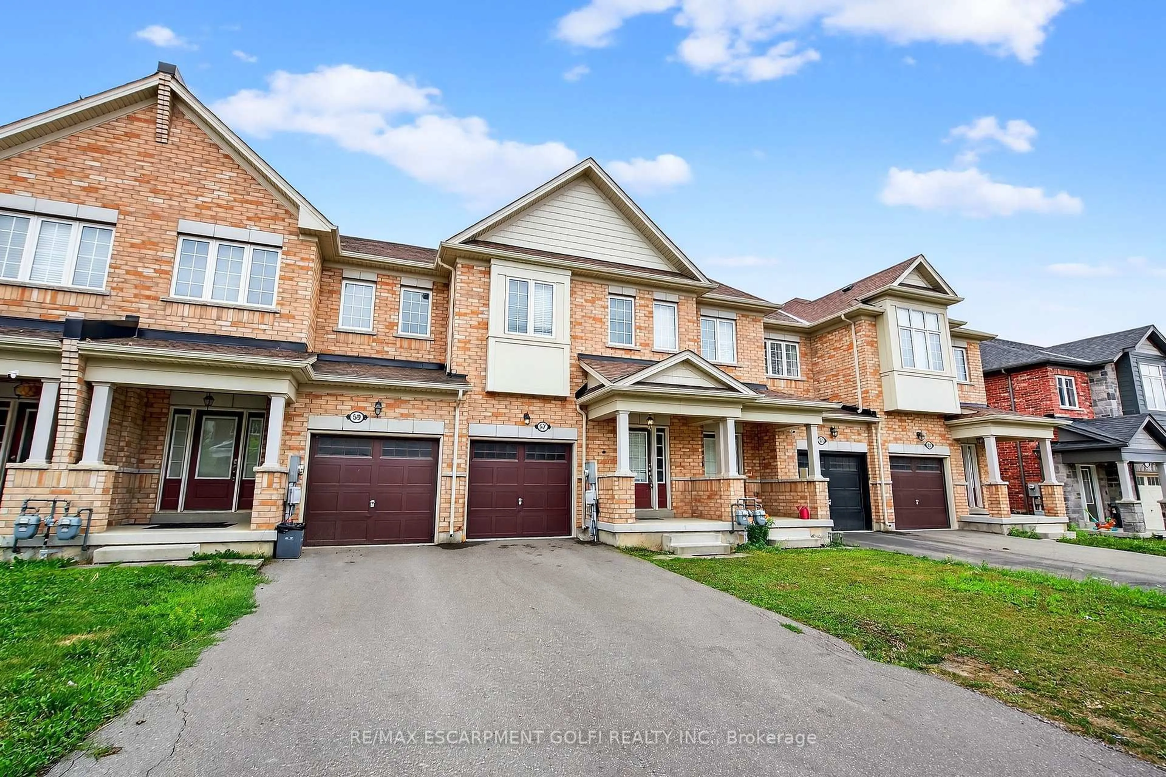 Home with brick exterior material, street for 57 SPARKLE Dr, Thorold Ontario L2V 0H2