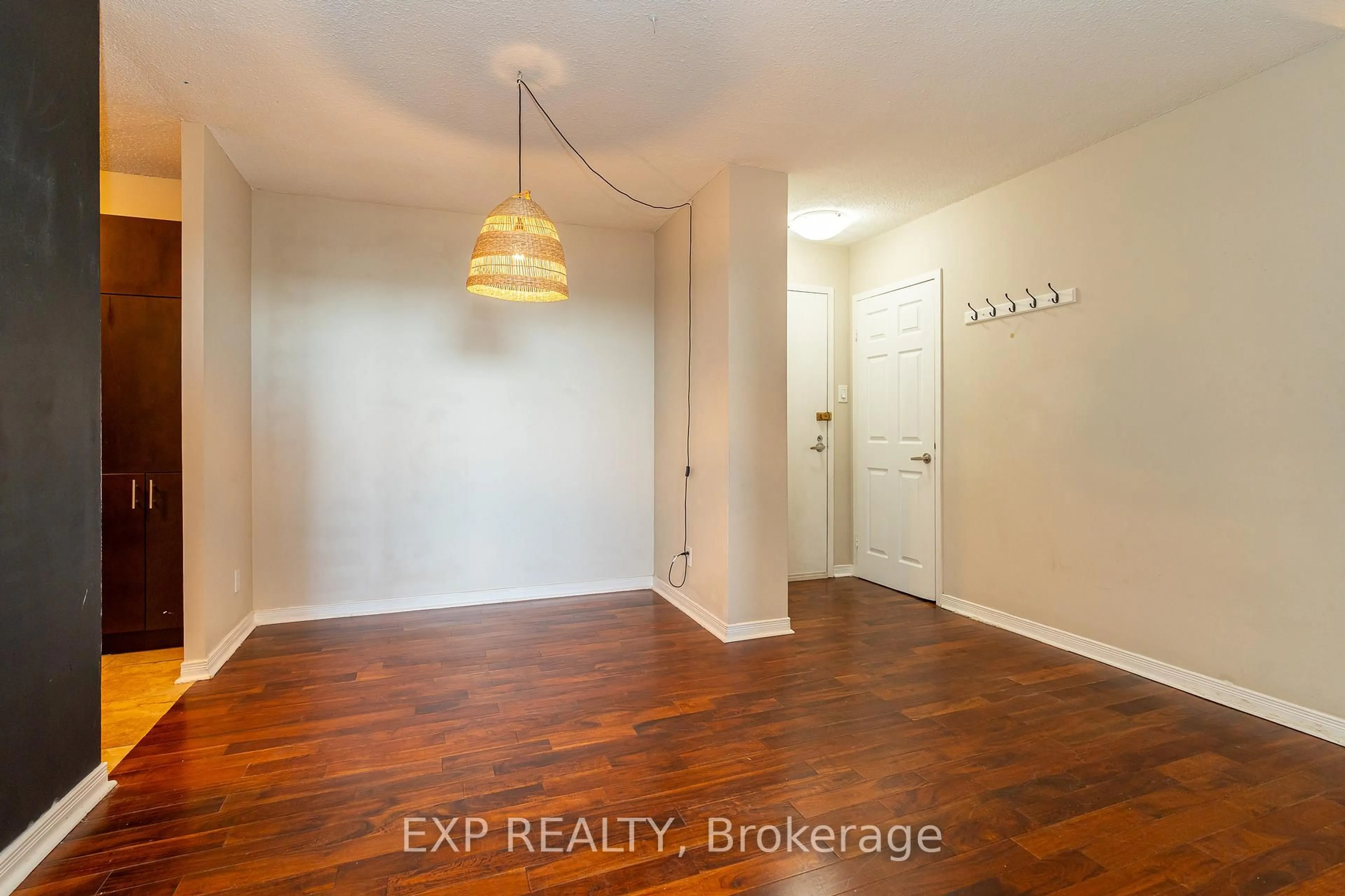 Unknown for 900 Dynes Rd #2107, Ottawa Ontario K2C 3L6