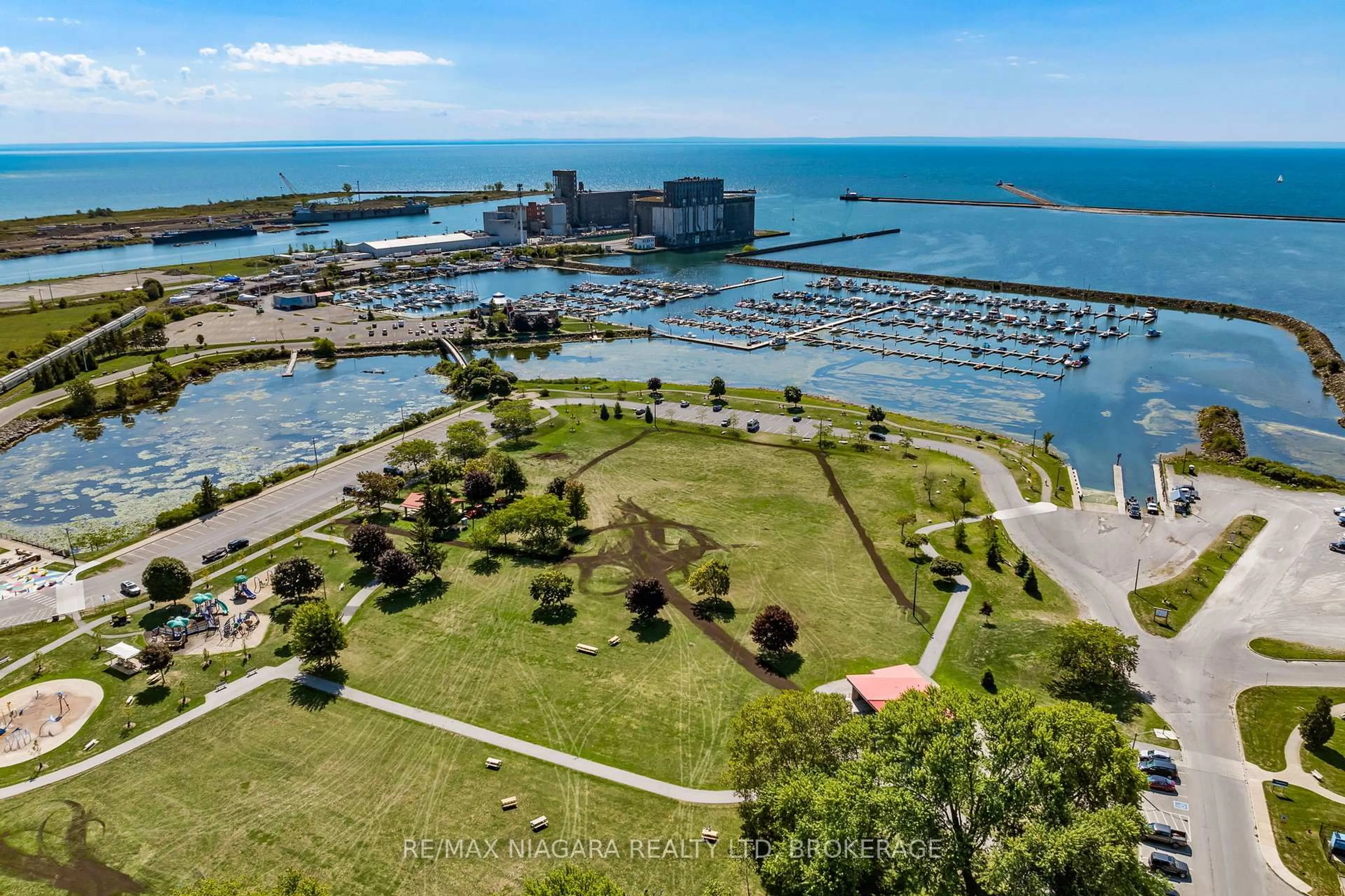 A pic from outside/outdoor area/front of a property/back of a property/a pic from drone, water/lake/river/ocean view for 28 FIELDEN Ave, Port Colborne Ontario L3K 4S9