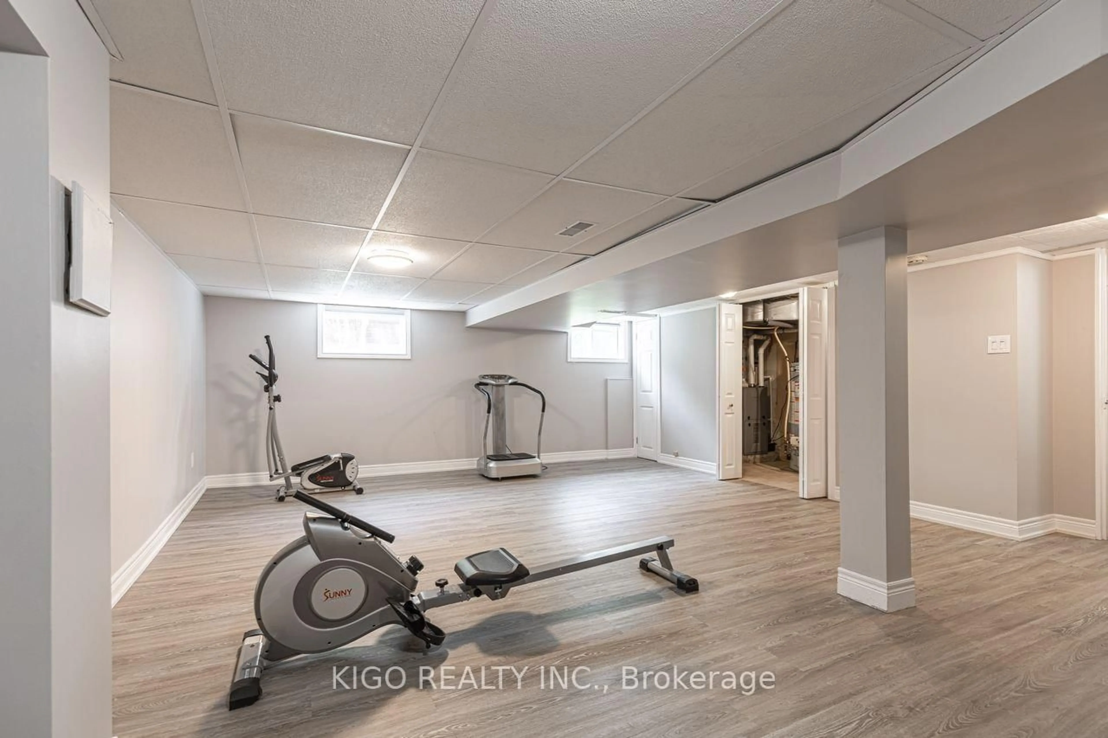 Gym or fitness room for 2320 HYDE PARK Rd, London North Ontario N6H 5K2