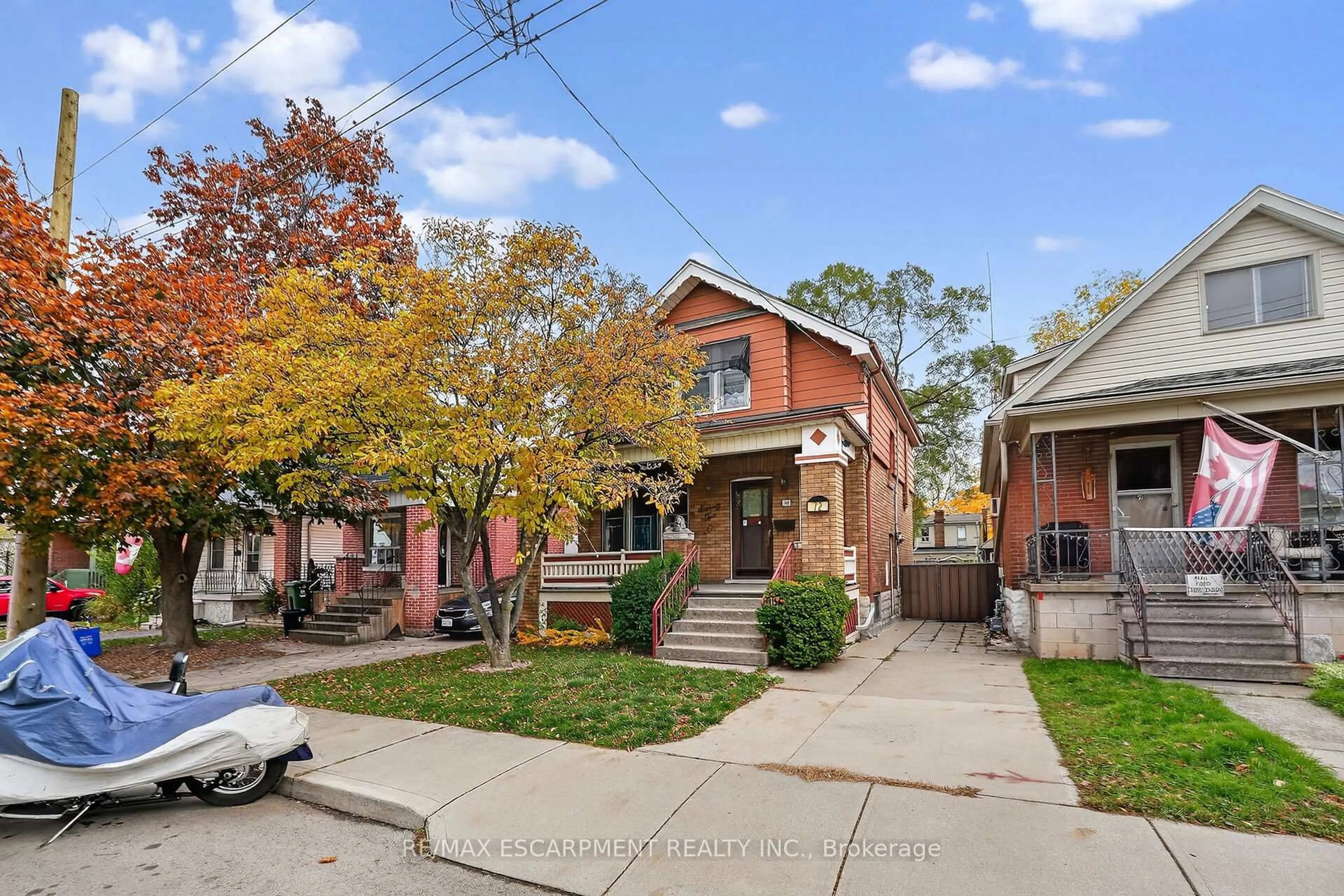 Home with brick exterior material, street for 72 London St, Hamilton Ontario L8H 4B5