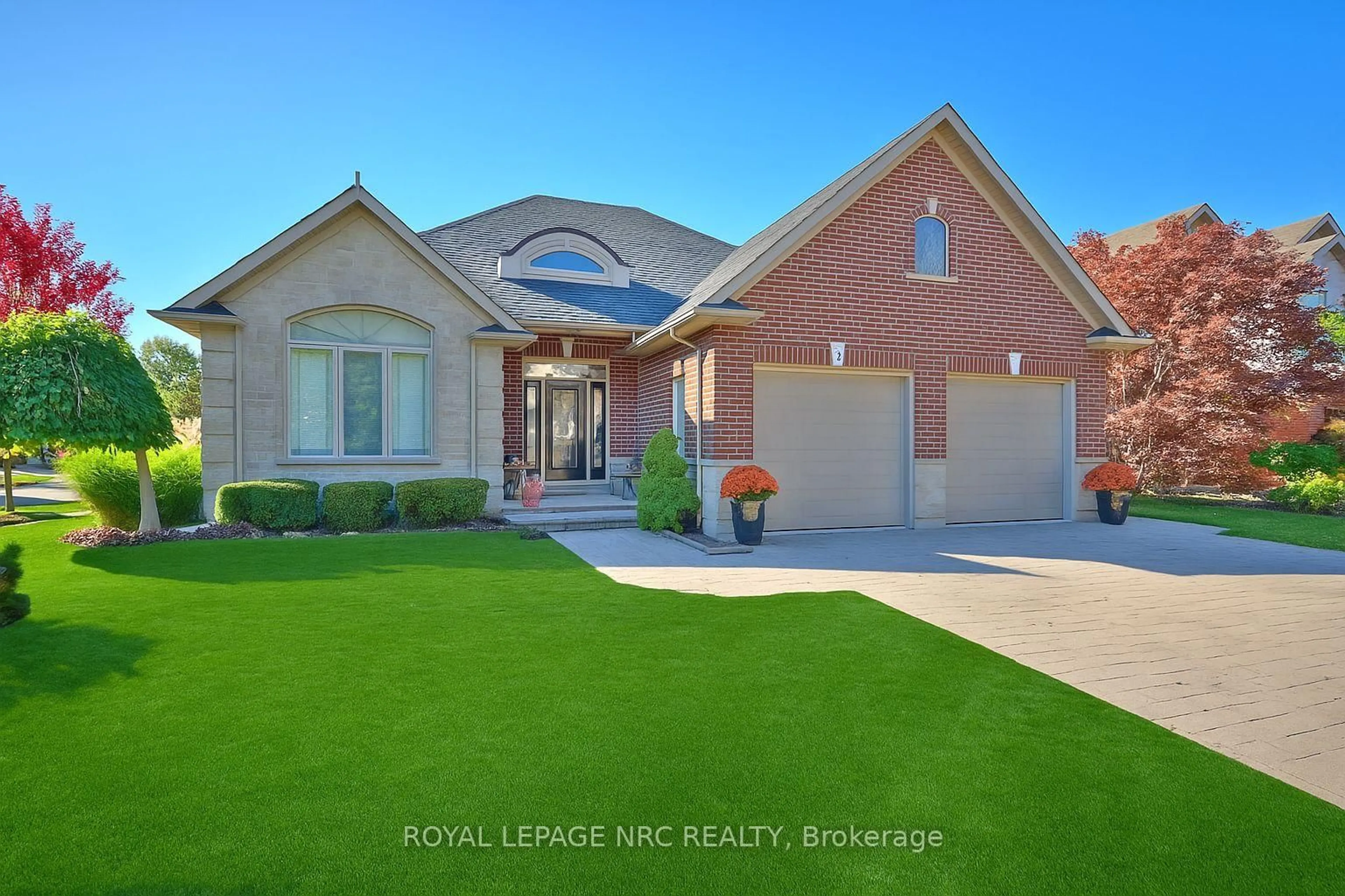 Home with brick exterior material, street for 45 Timber Creek Cres, Pelham Ontario L3E 0P3