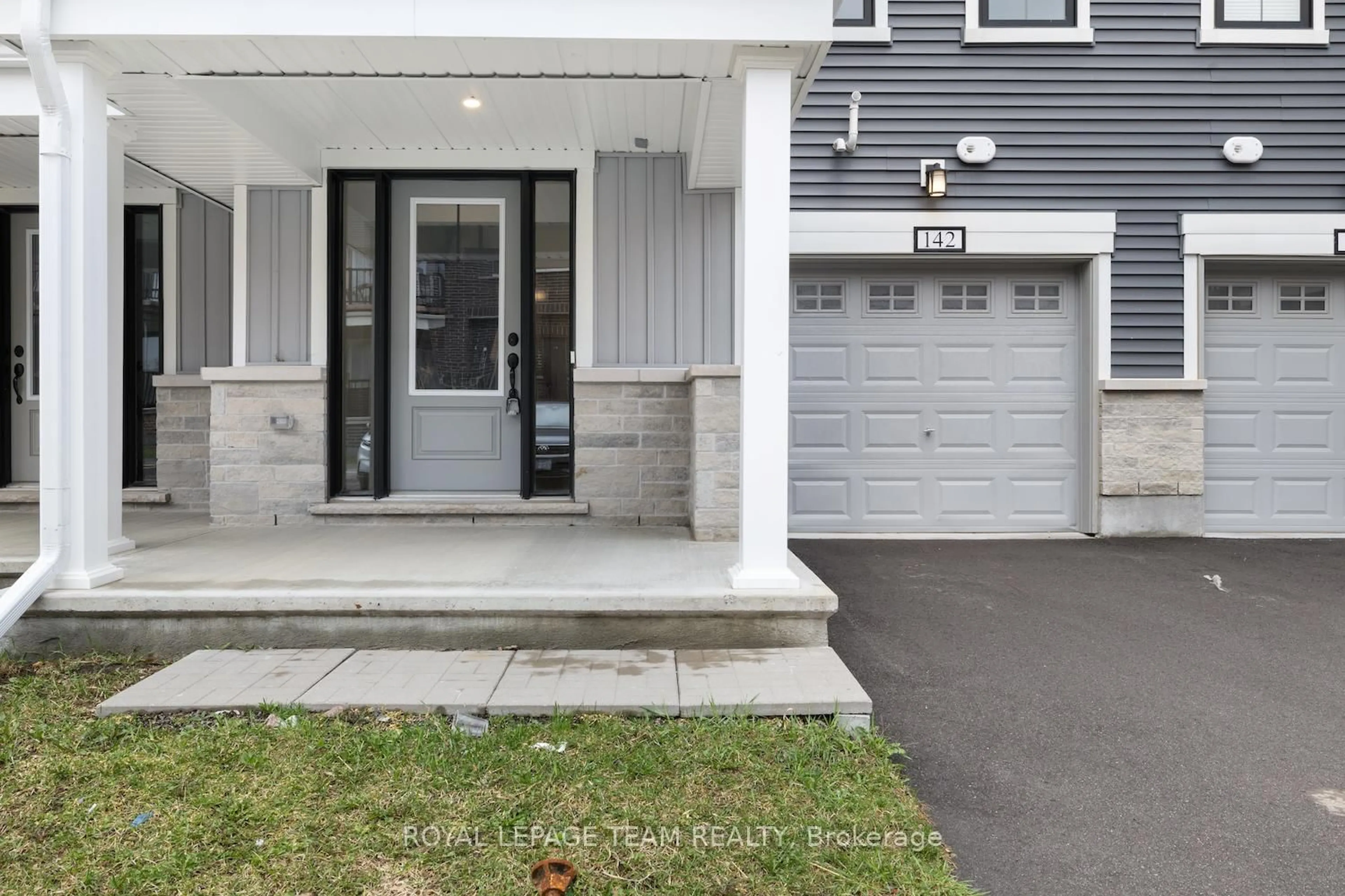 Unknown for 142 Anthracite Private, Ottawa Ontario K2J 7C8