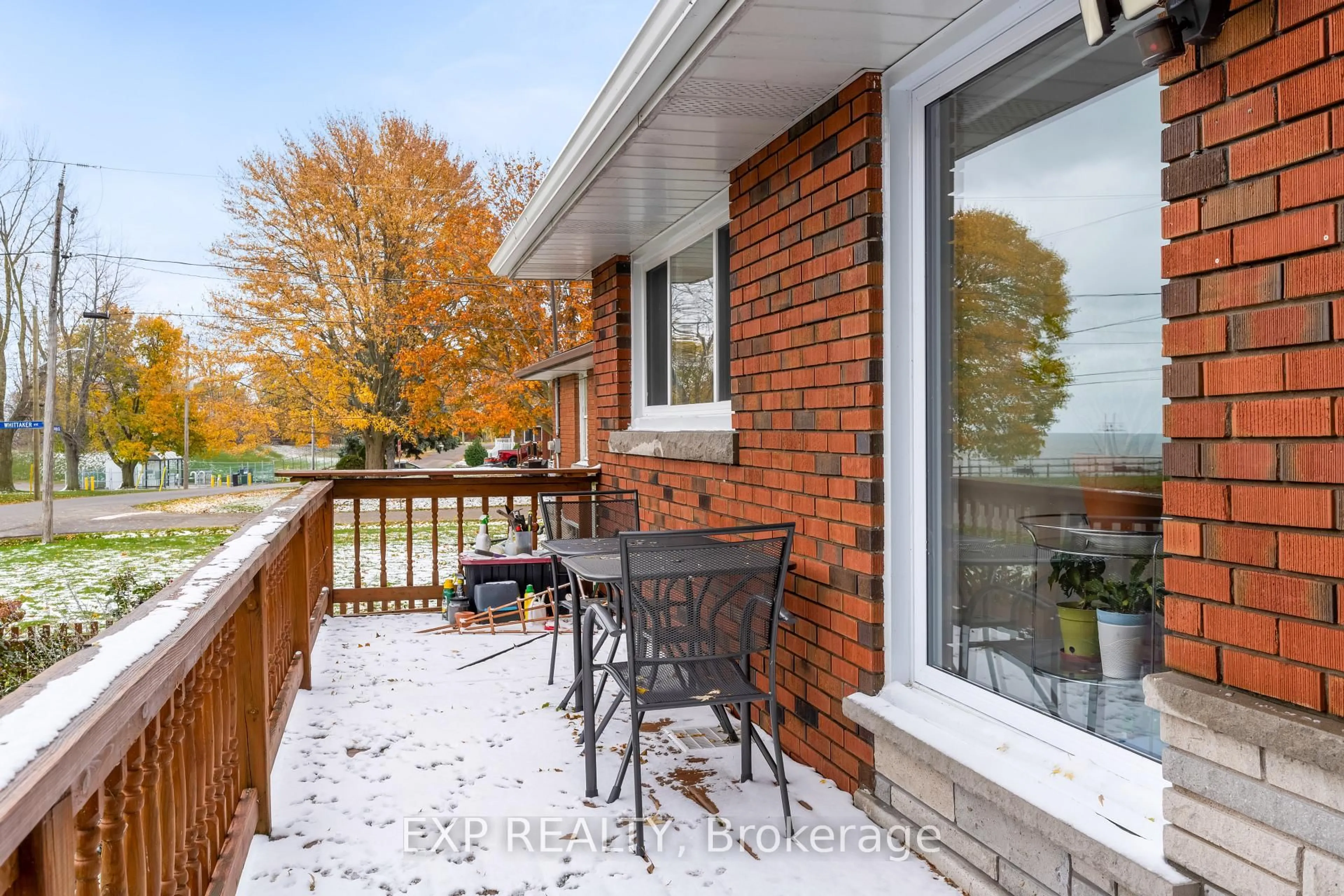 Patio, water/lake/river/ocean view for 21 Lakeside Dr, Grimsby Ontario L3M 2K9