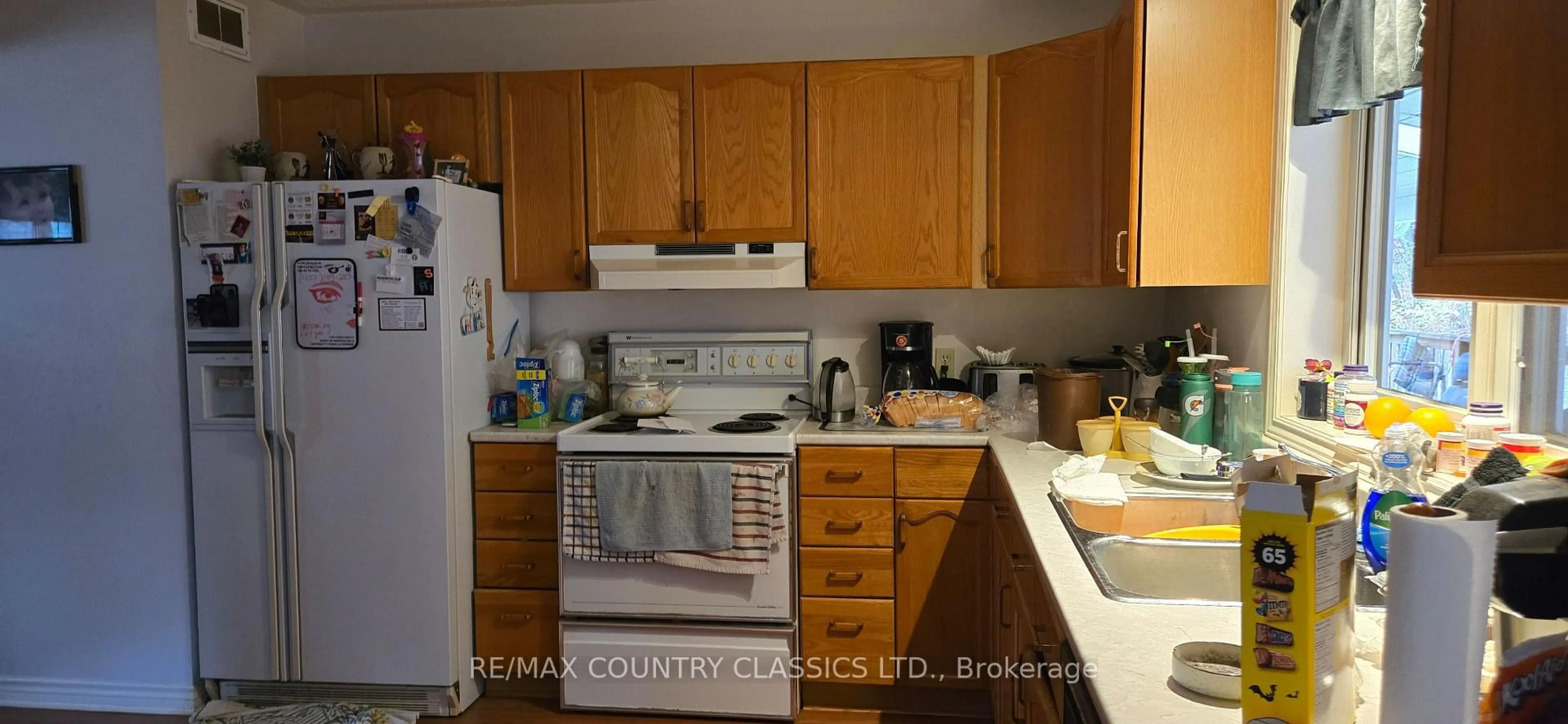 Standard kitchen, unknown for 29819 28 Highway, Bancroft Ontario K0L 1C0