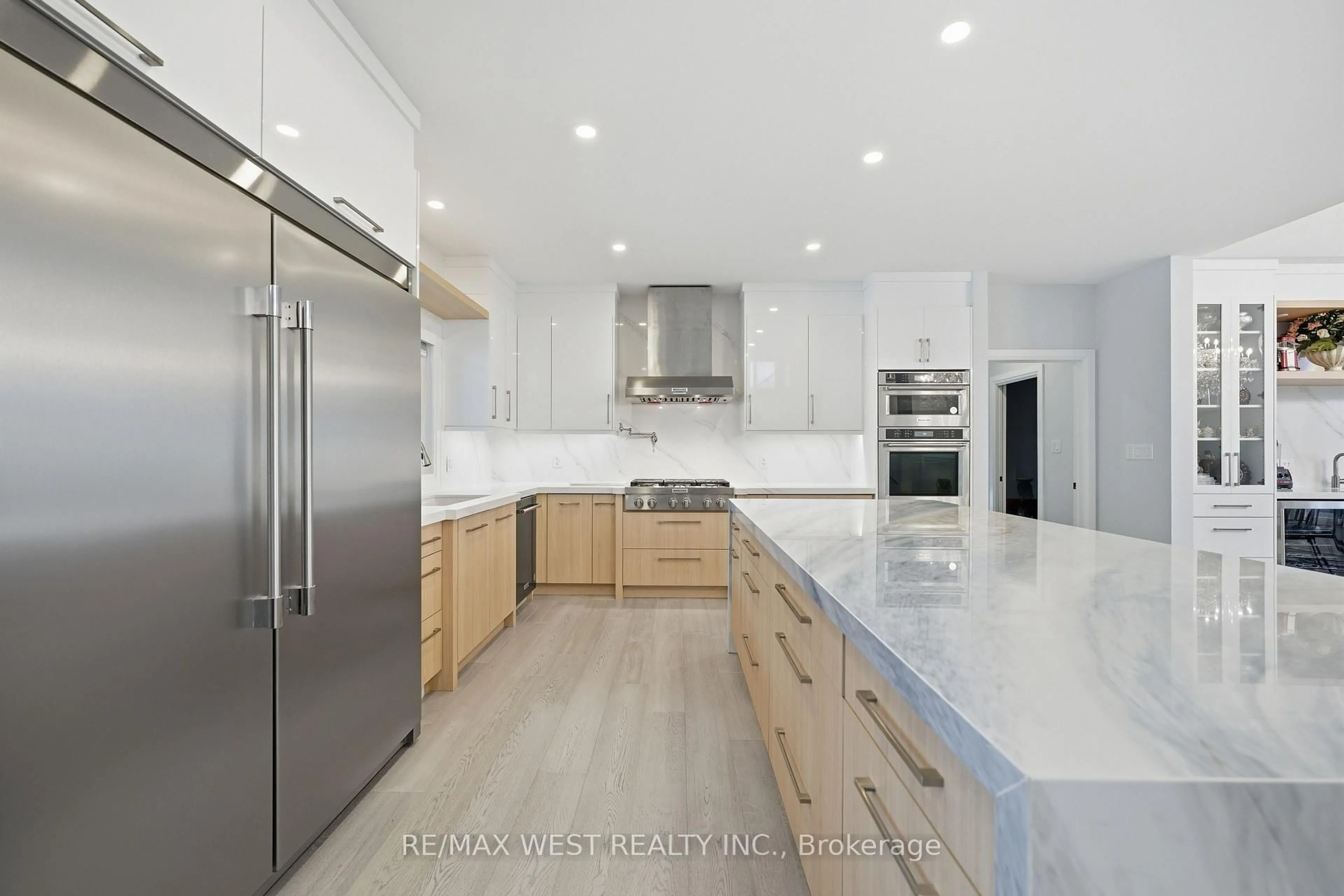 Contemporary kitchen, unknown for 12846 County Road 2 Rd, Cramahe Ontario K0K 1S0