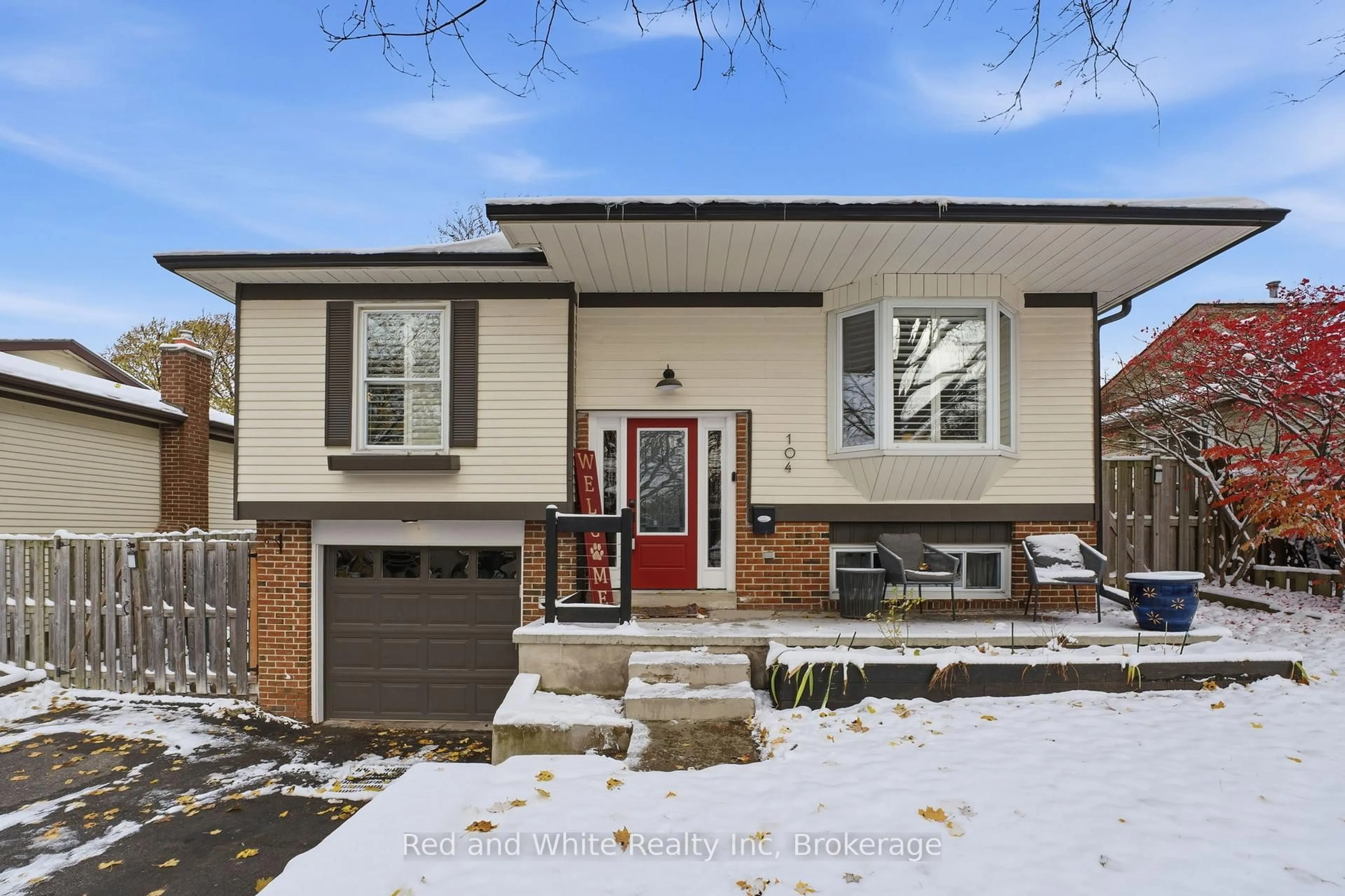 Home with brick exterior material, street for 104 Cindy Ave, Cambridge Ontario N3C 3J2
