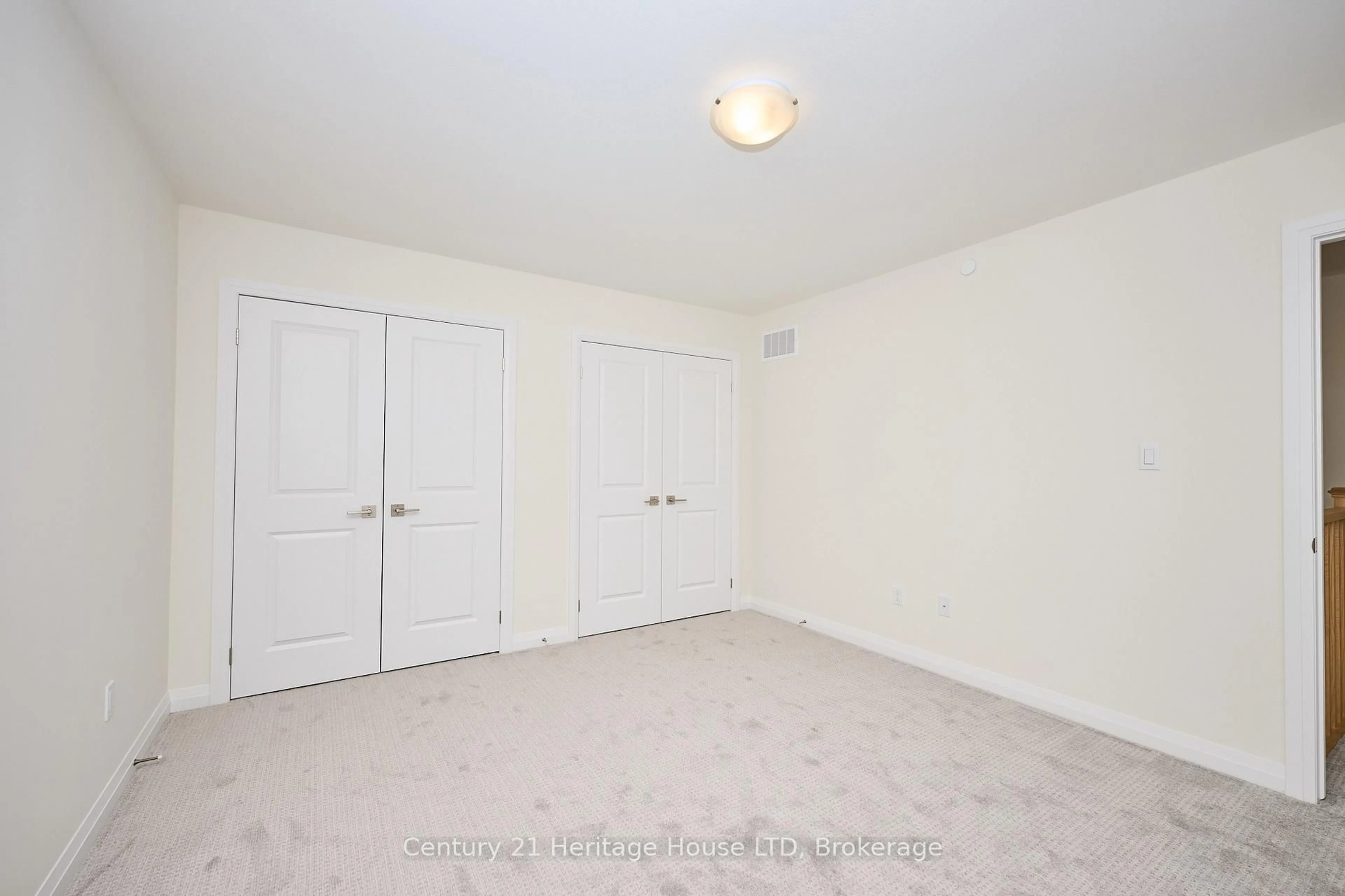 A pic of a room for 397 Garrison Rd #7, Fort Erie Ontario L2A 1N1