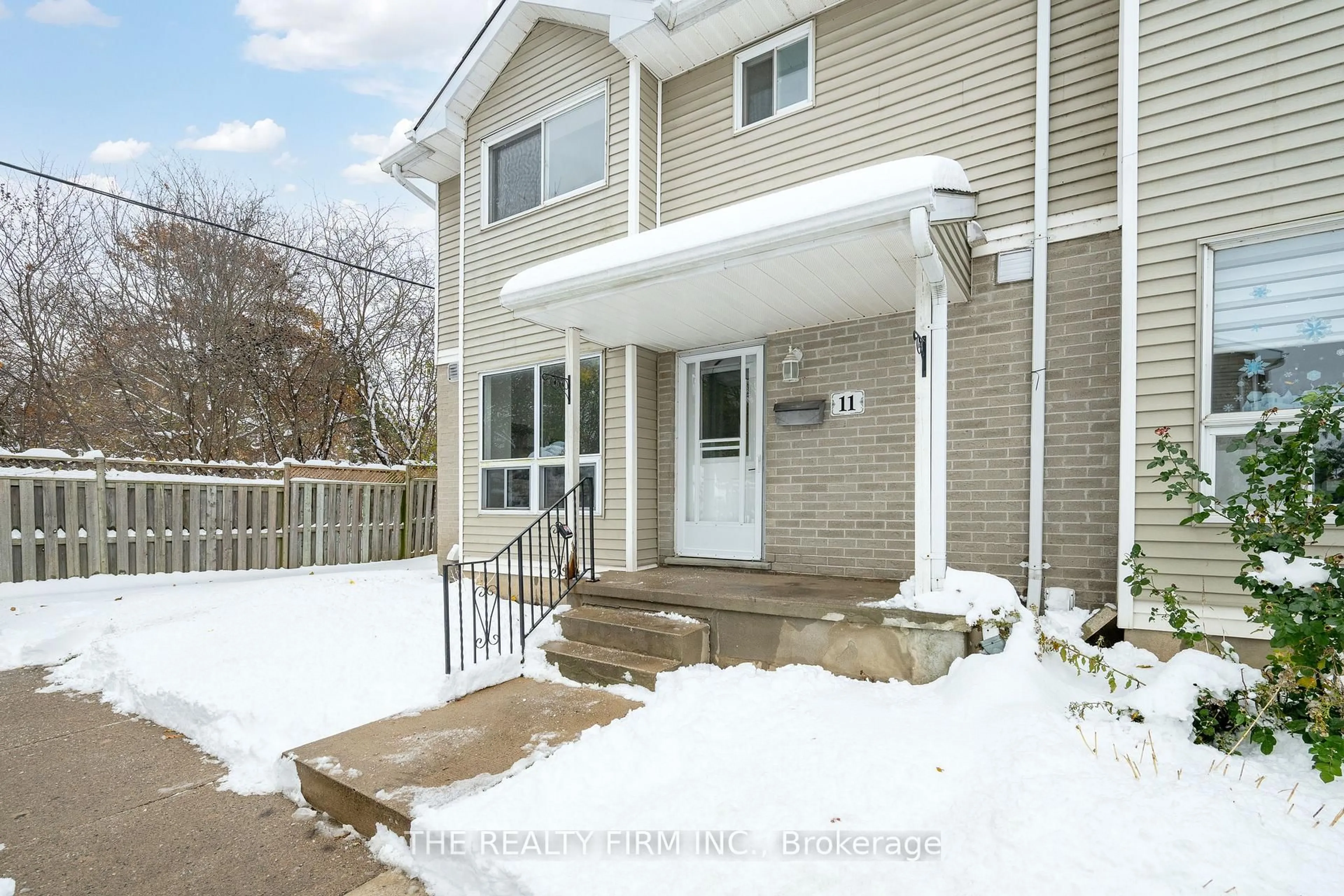 Unknown for 409 Thompson Rd #11, London South Ontario N5Z 4Z1