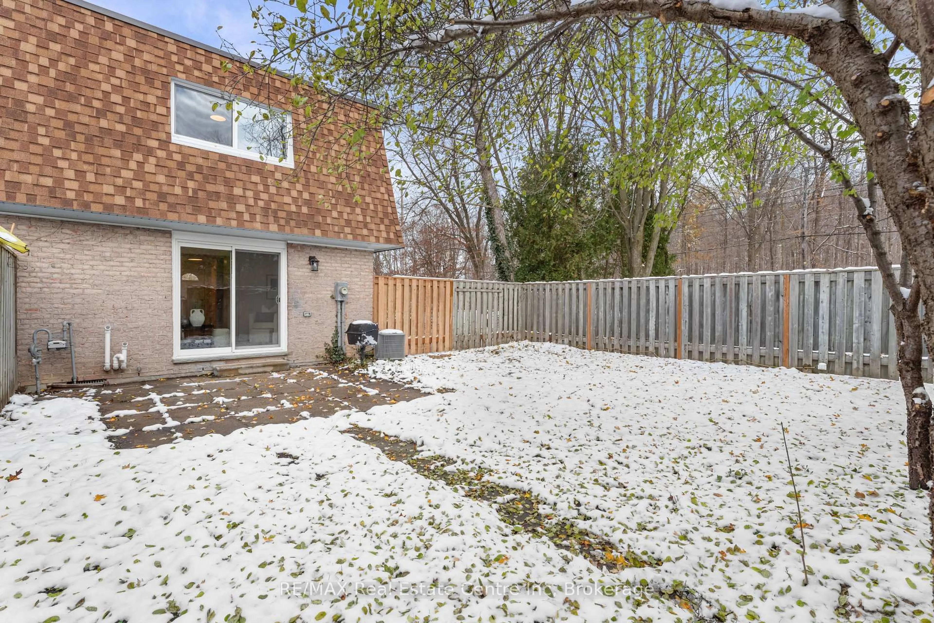 Patio, street for 383 Edinburgh Rd ##1, Guelph Ontario N1G 2K7