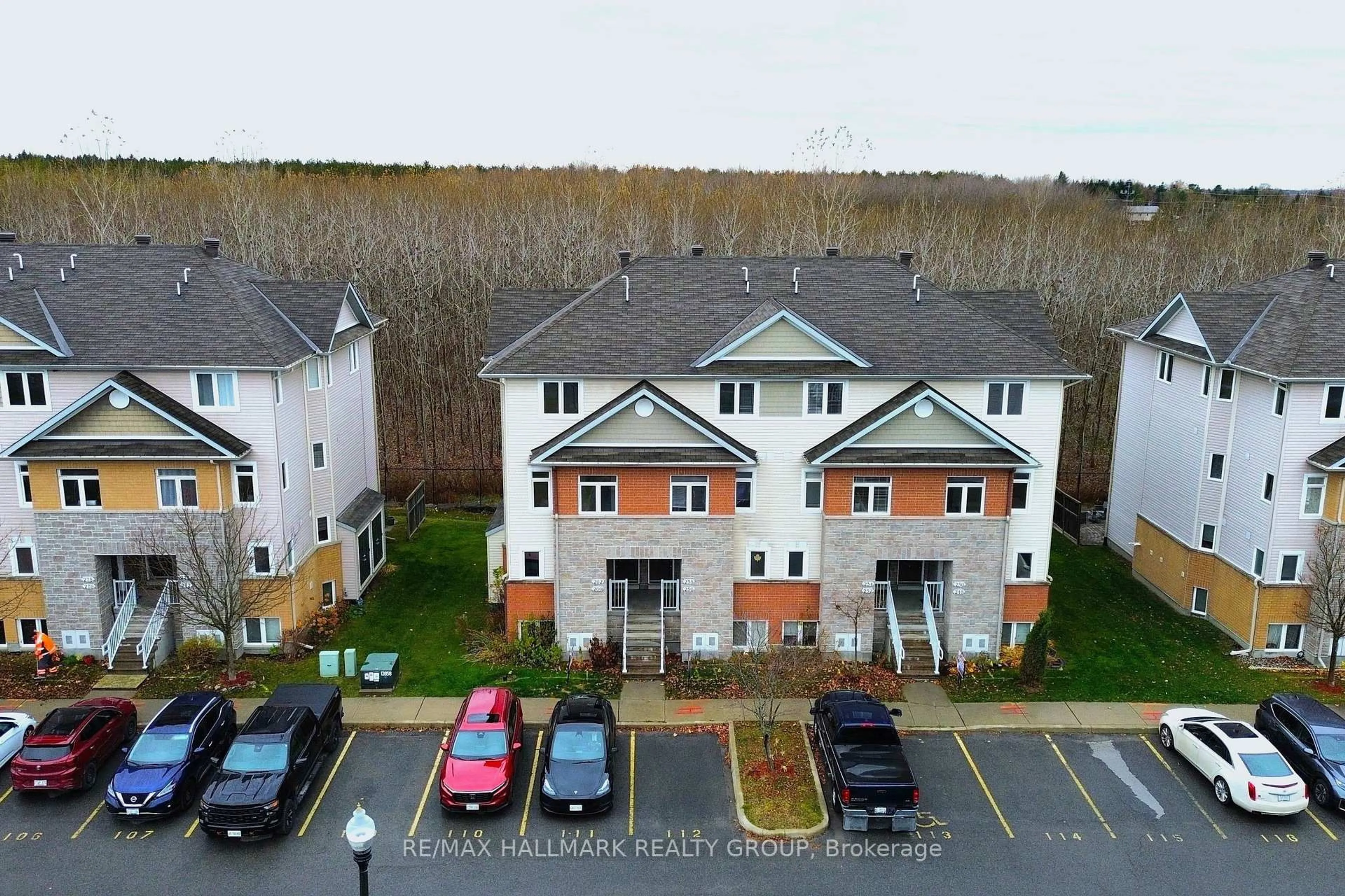 A pic from outside/outdoor area/front of a property/back of a property/a pic from drone, building for 258 Fir Lane, North Grenville Ontario K0G 1J0