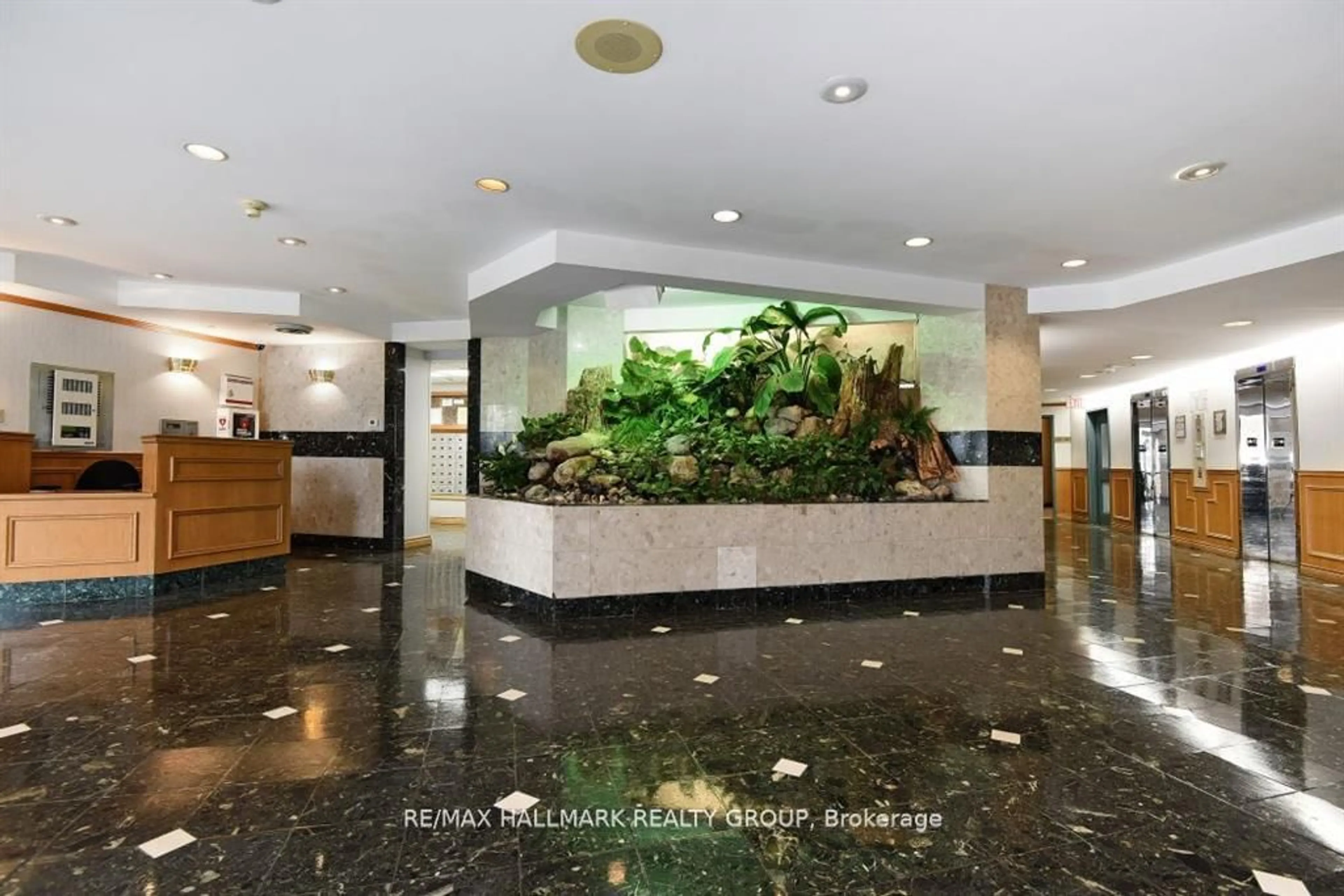 Lobby for 1025 GRENON Ave #902, Ottawa Ontario K2B 8S5