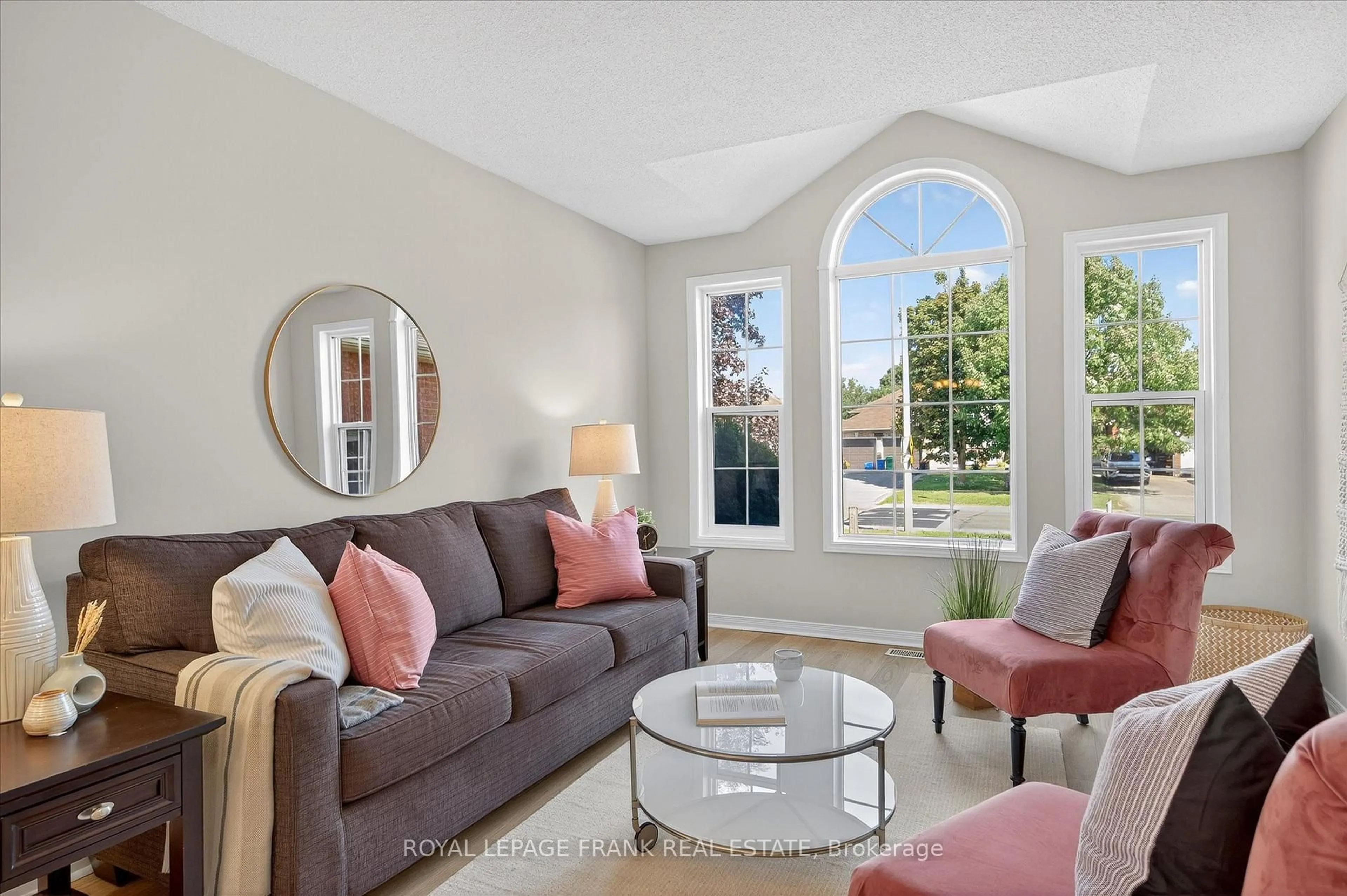 Living room with furniture, unknown for 3075 Westridge Blvd, Peterborough Ontario K9K 2K5