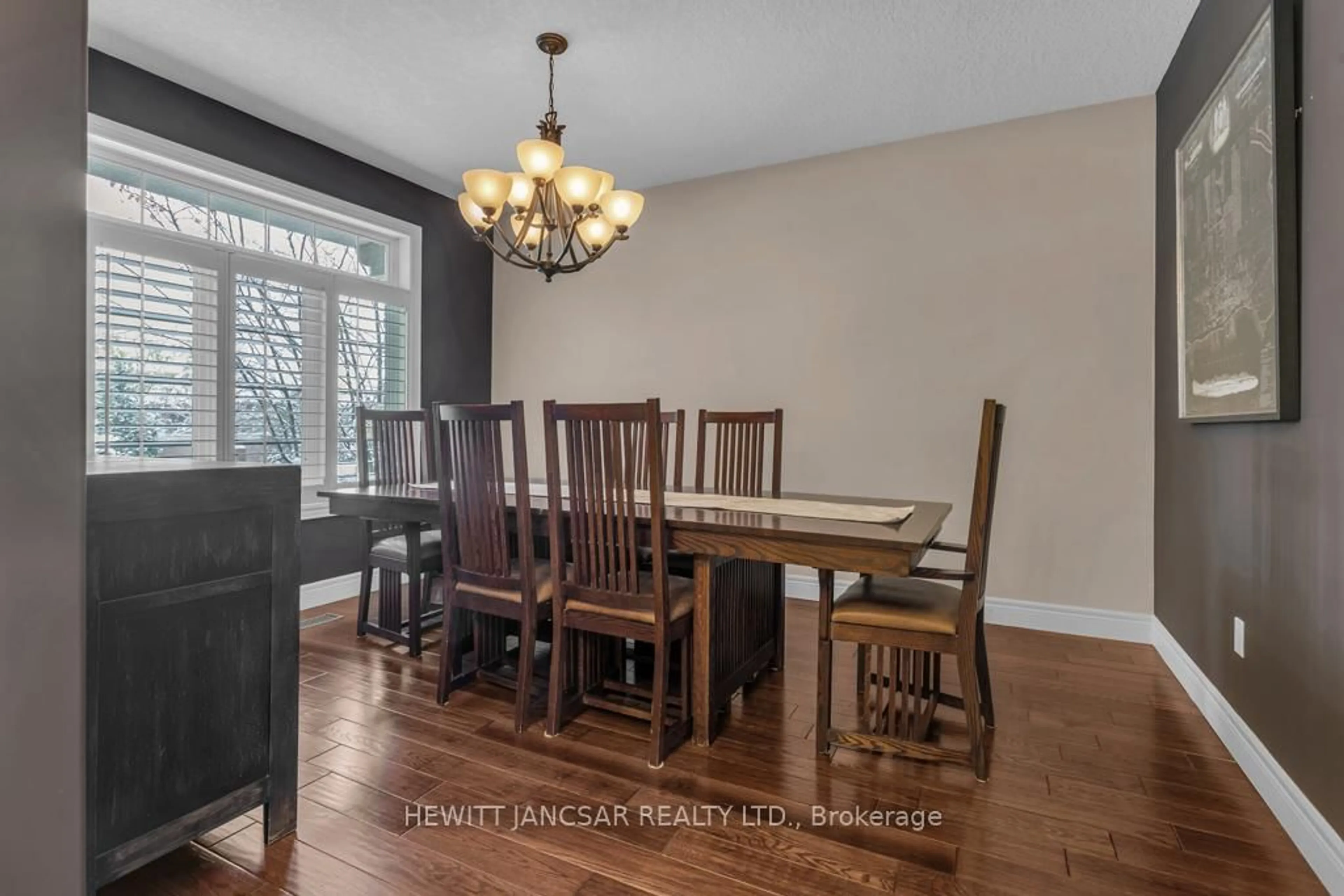 Dining room, wood/laminate floor for 211 Terrace Wood Cres, Kitchener Ontario N2P 2T3