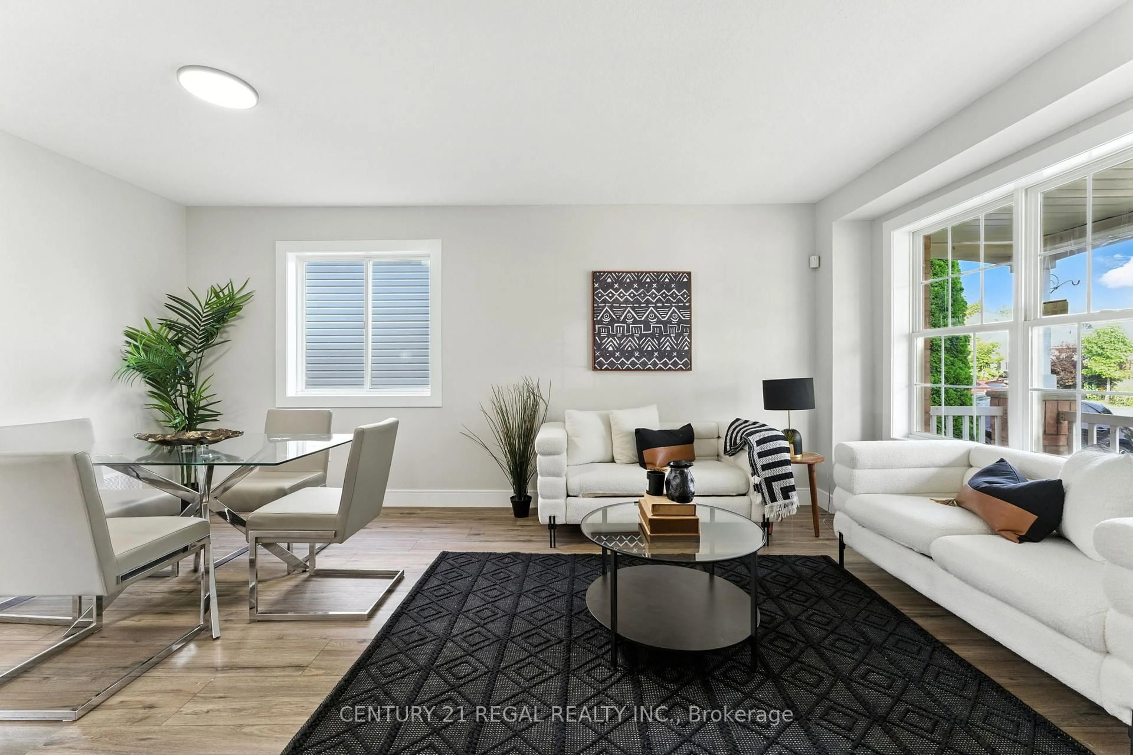 Living room with furniture, unknown for 97 Osborn Ave, Brantford Ontario N3T 6R3