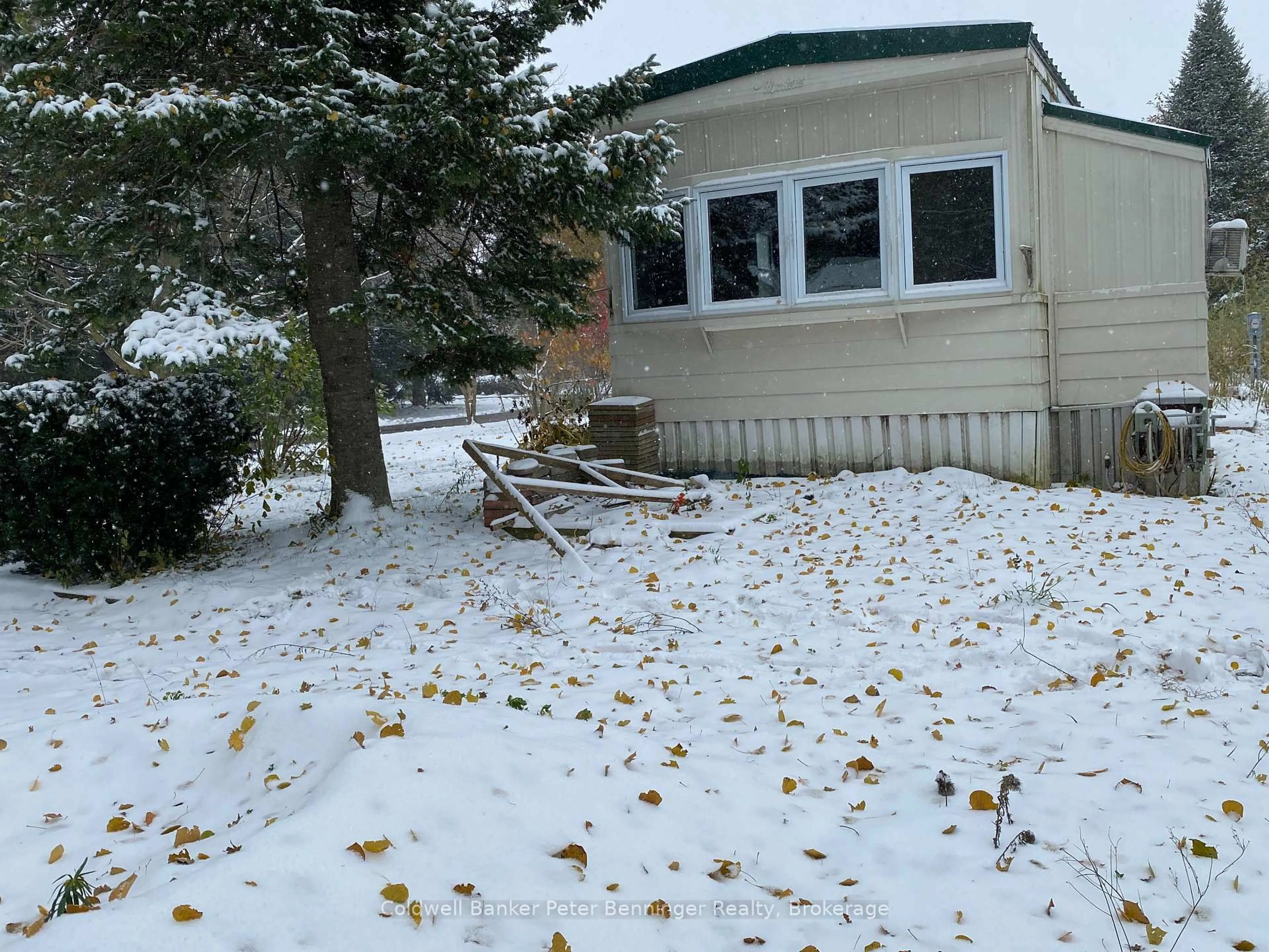 Shed for 31 Webster St, Kincardine Ontario N0G 2T0