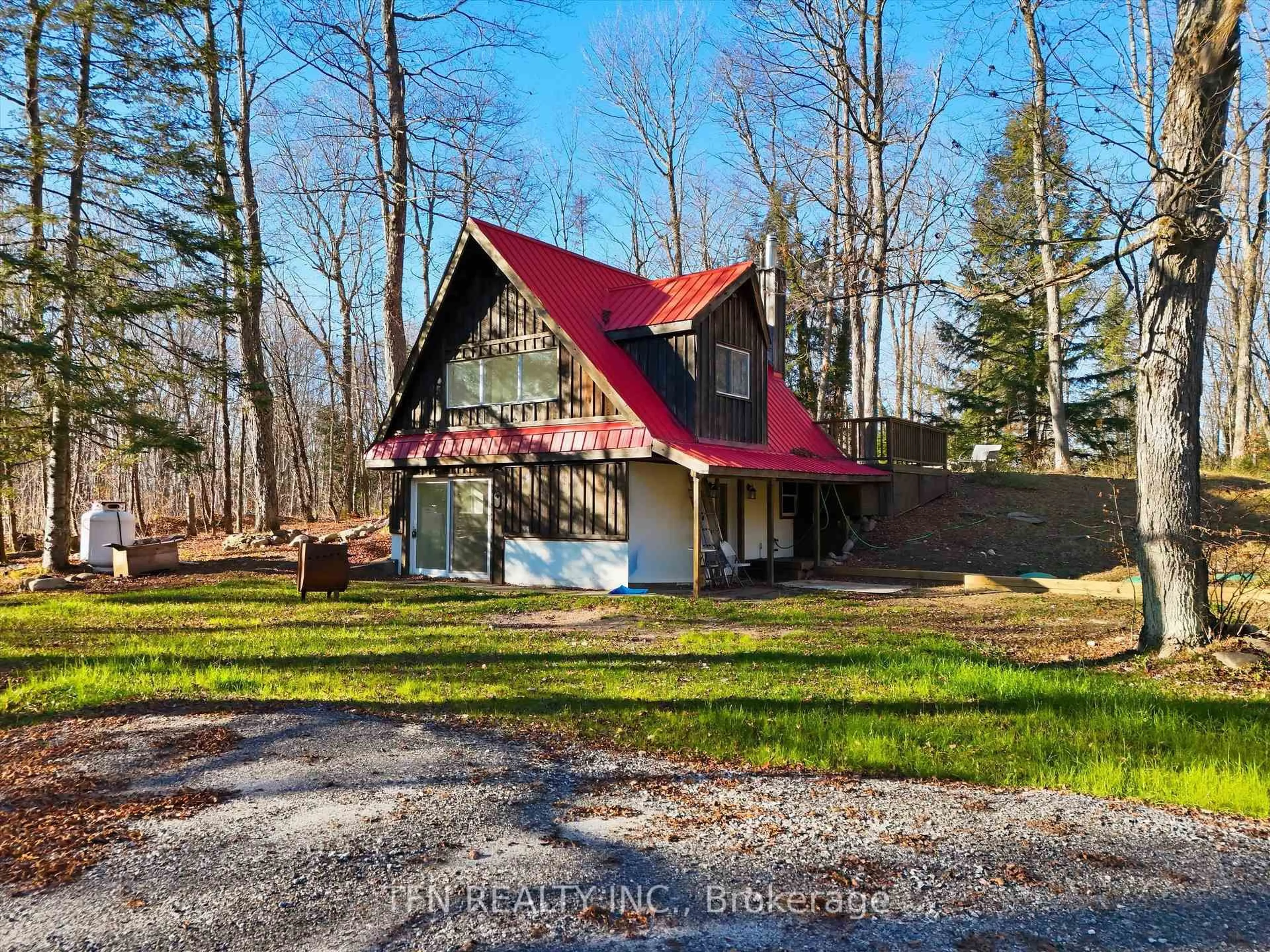 A pic from outside/outdoor area/front of a property/back of a property/a pic from drone, water/lake/river/ocean view for 657 Relative Rd, Armour Ontario P0A 1C0