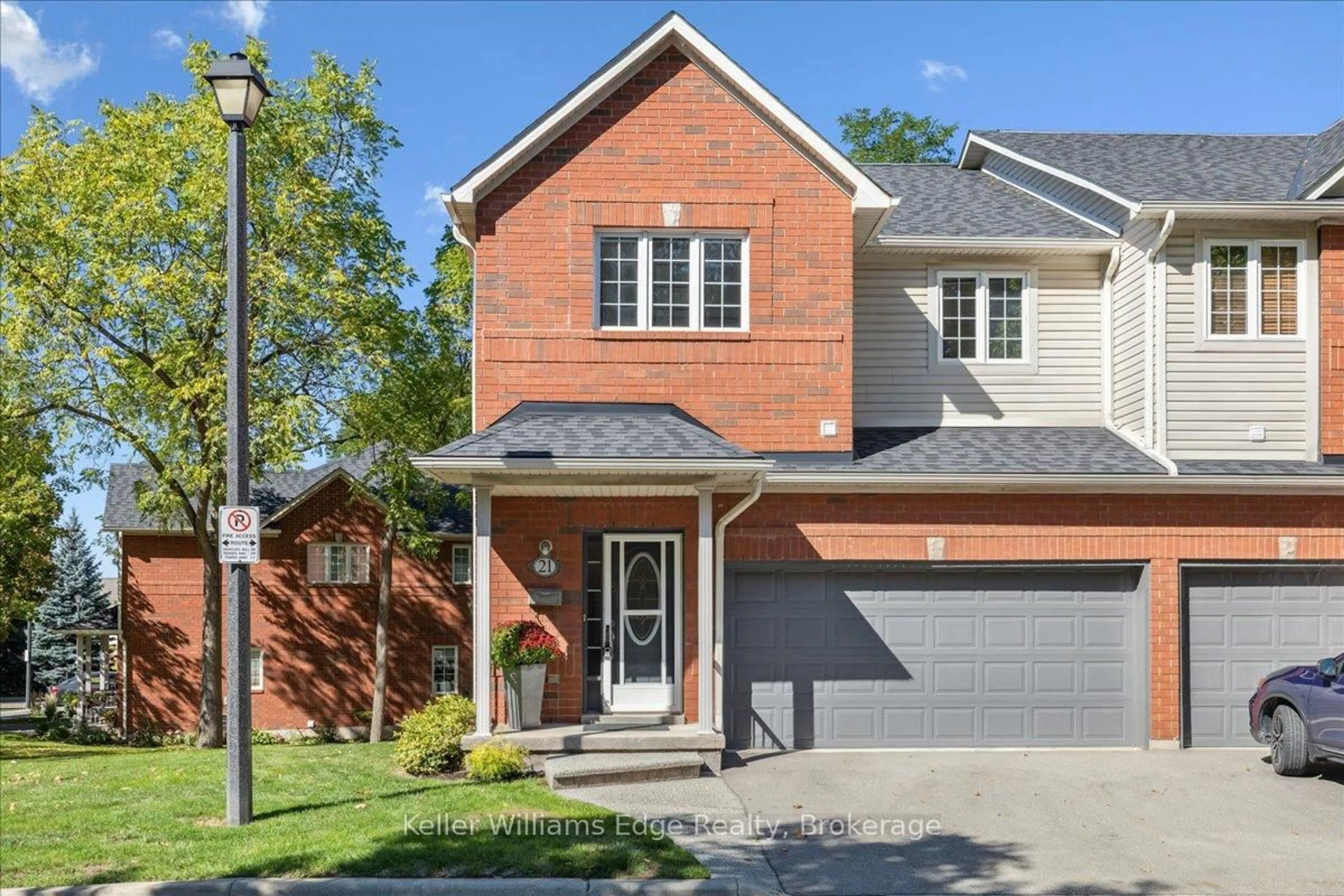 Home with brick exterior material, street for 120 Beddoe Dr #21, Hamilton Ontario L8P 4Z4
