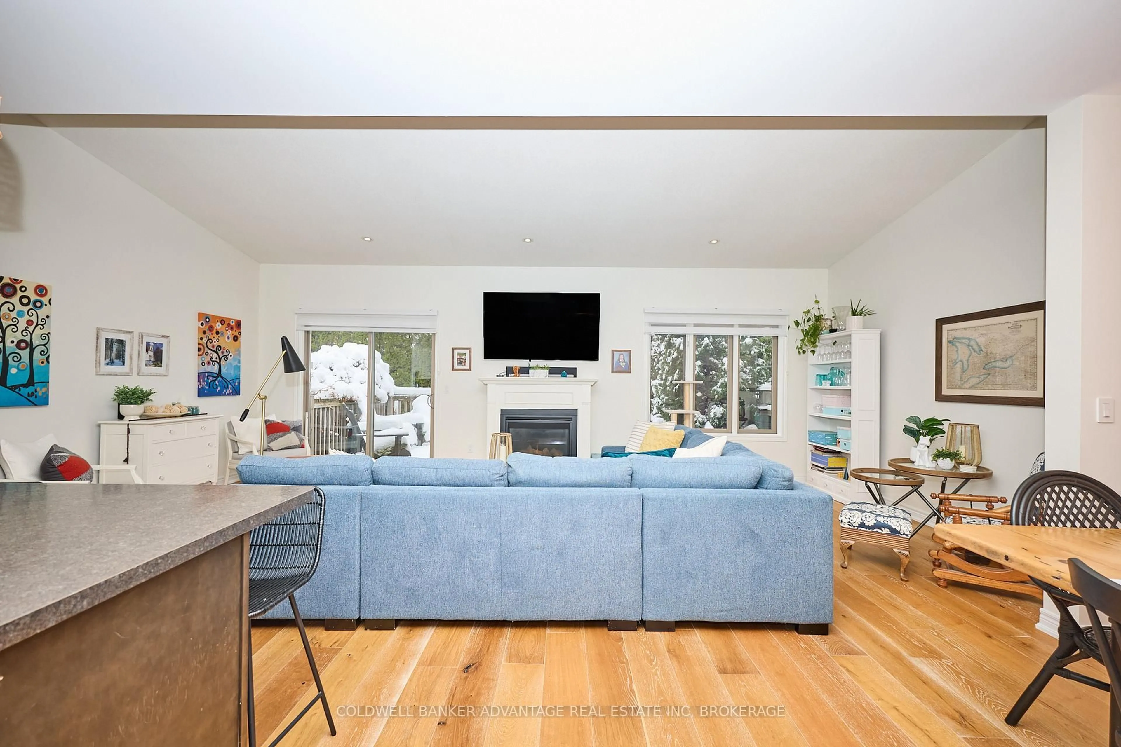 Living room with furniture, unknown for 1398 Pelham St #21, Pelham Ontario L3E 0T4