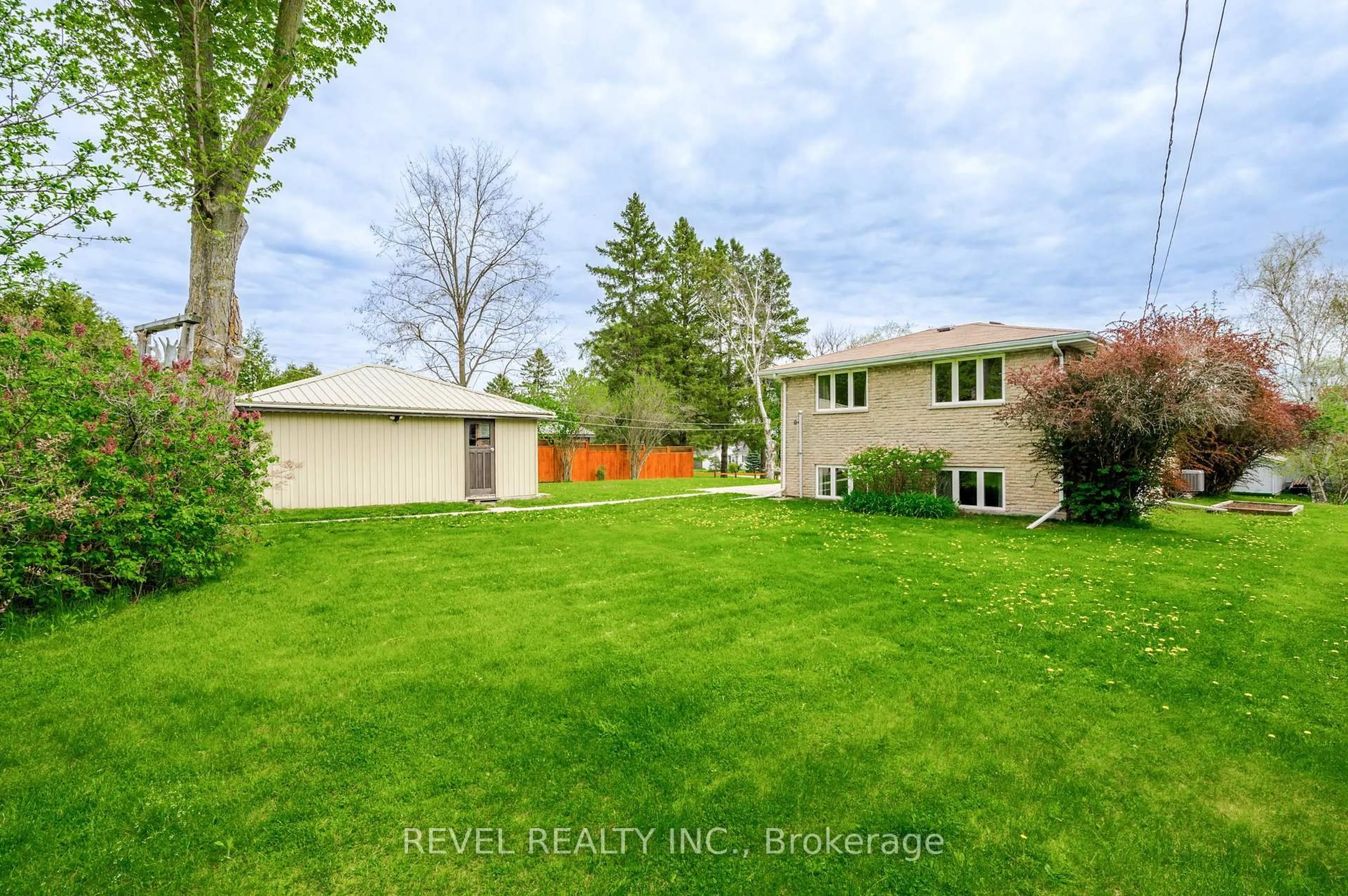 A pic from outside/outdoor area/front of a property/back of a property/a pic from drone, street for 169 Victoria Dr, Kawartha Lakes Ontario K0M 1G0