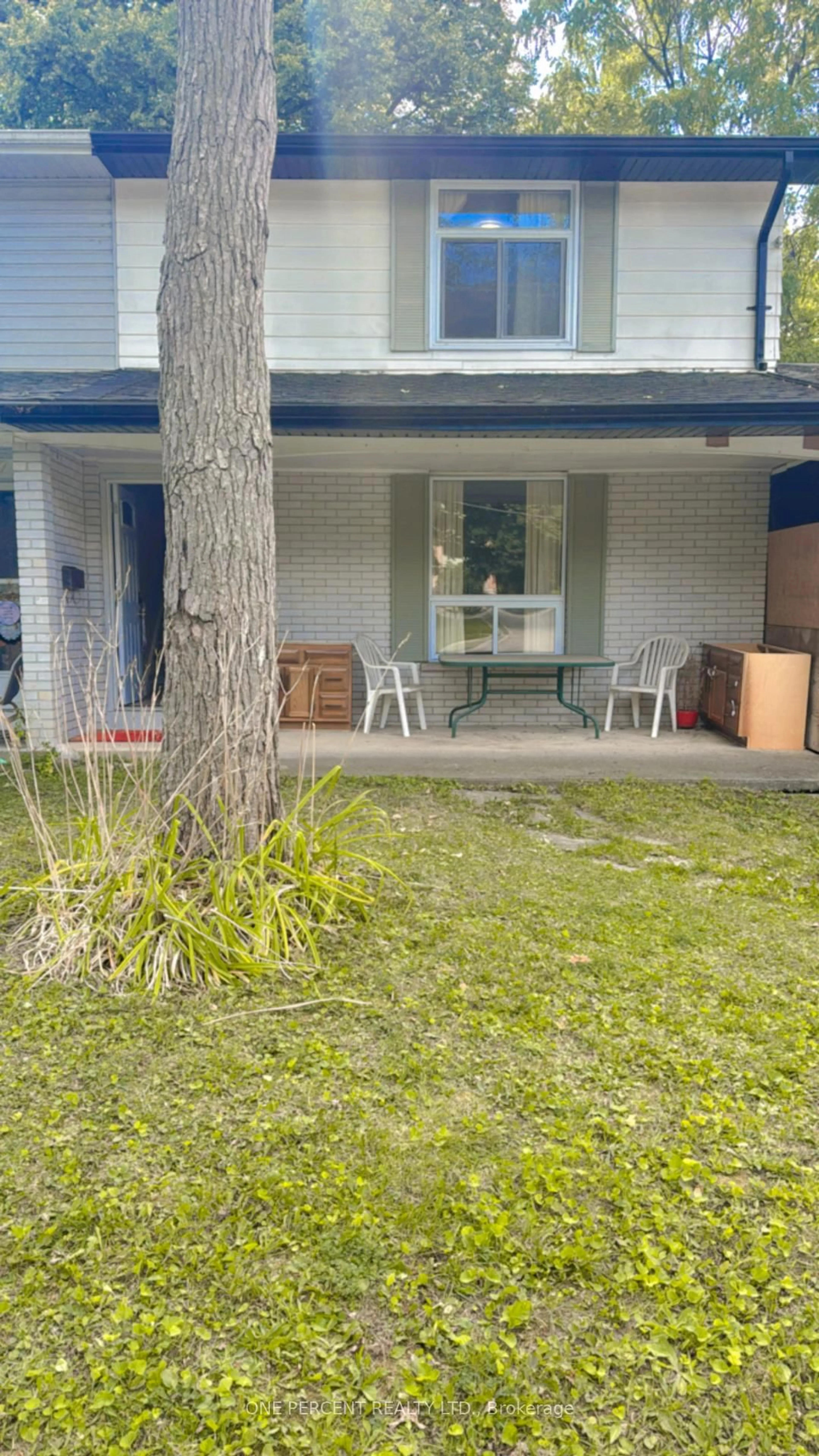 Patio, street for 873 William St, London East Ontario N5Y 2S5