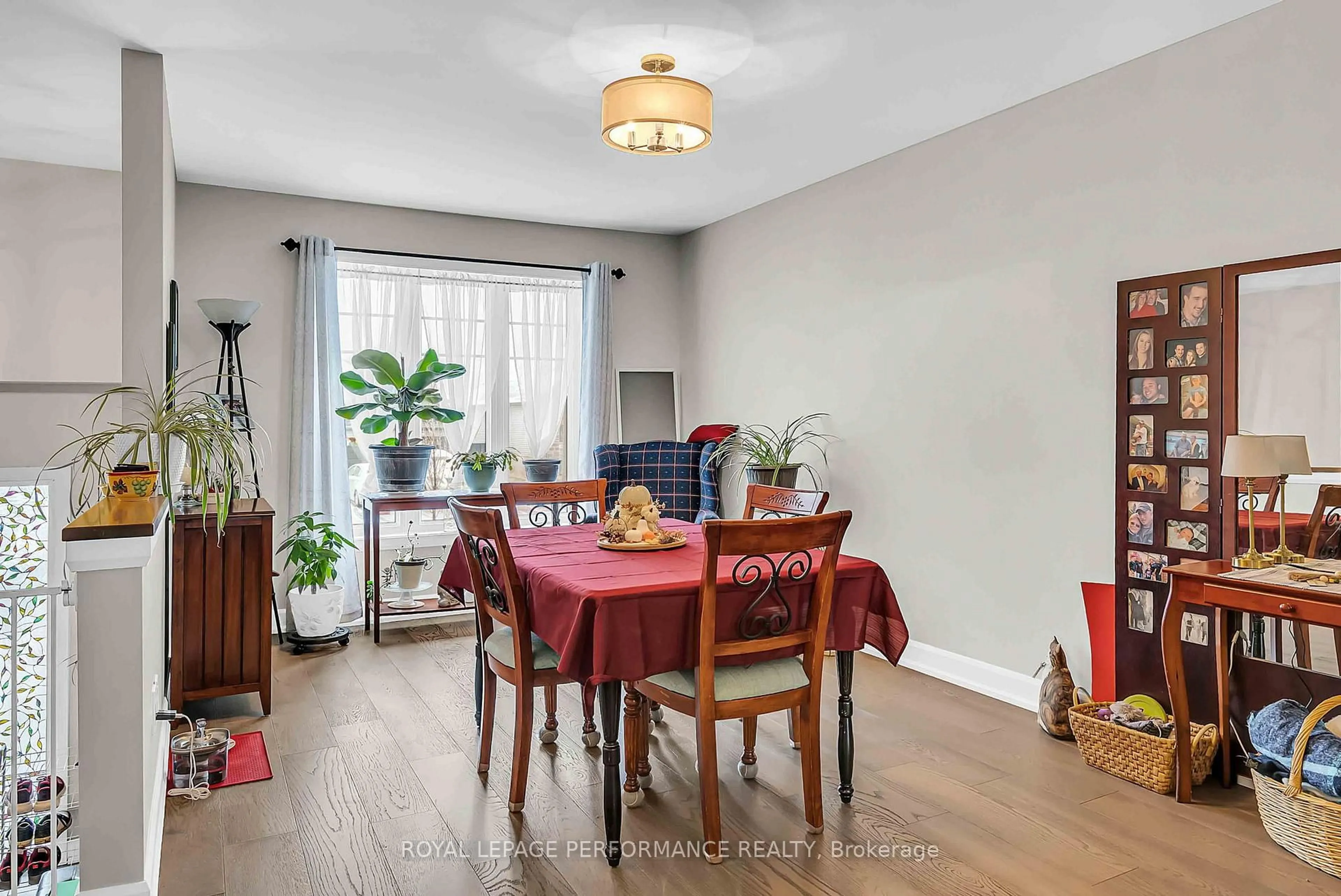 Dining room, wood/laminate floor for 2307 Watson Cres, Cornwall Ontario K6H 0H5