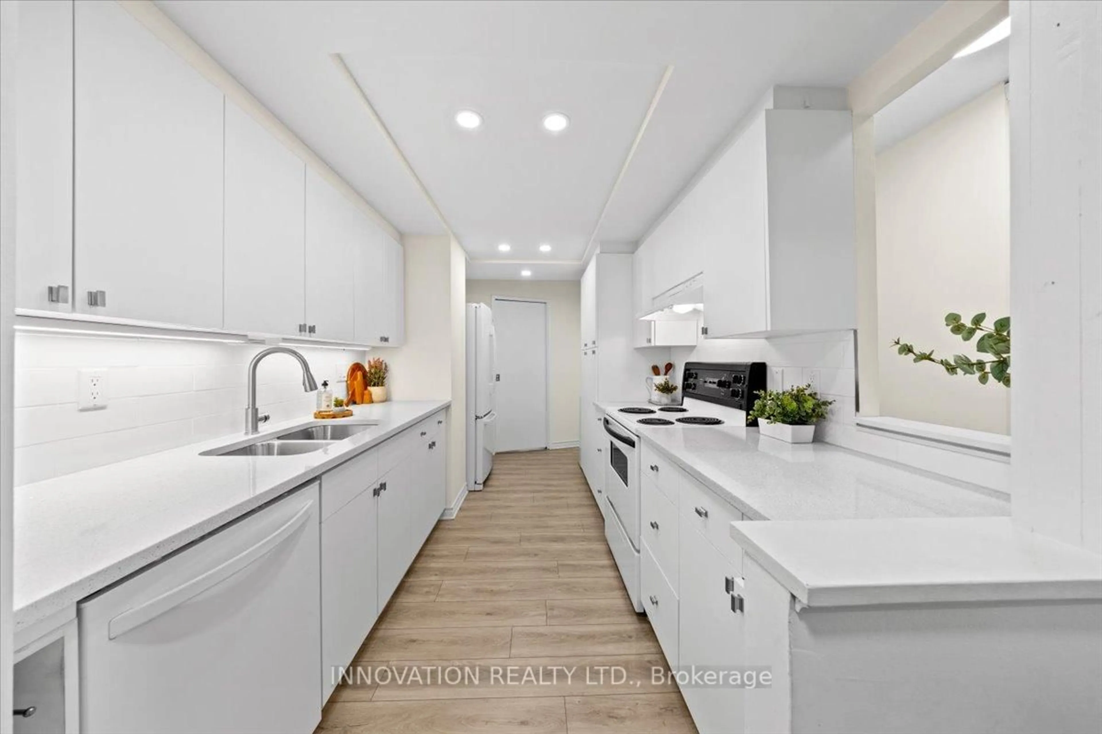 Unknown for 555 Brittany Dr #610, Ottawa Ontario K1K 4C5