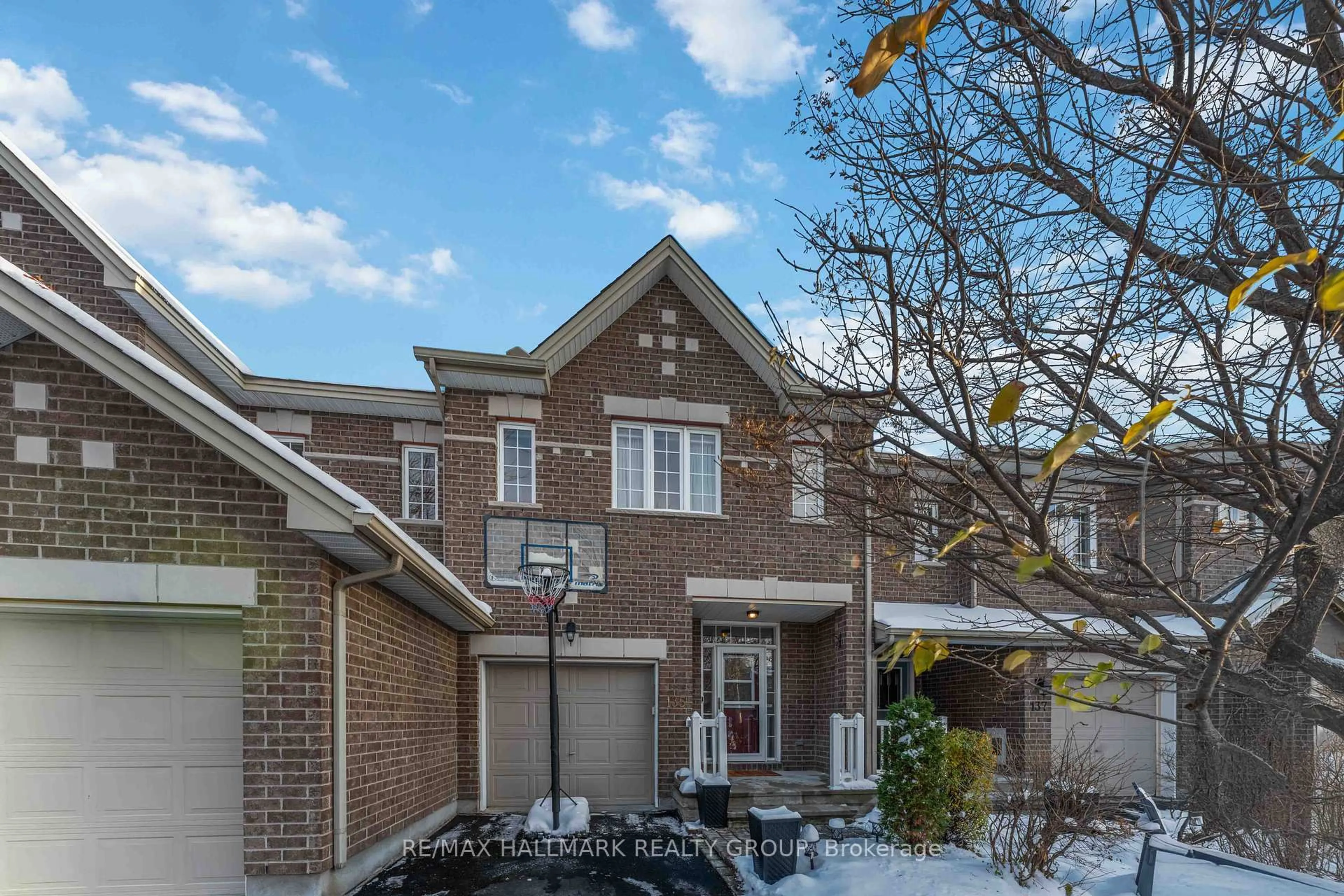 Home with brick exterior material, street for 135 TANDALEE Cres, Ottawa Ontario K2M 0A1
