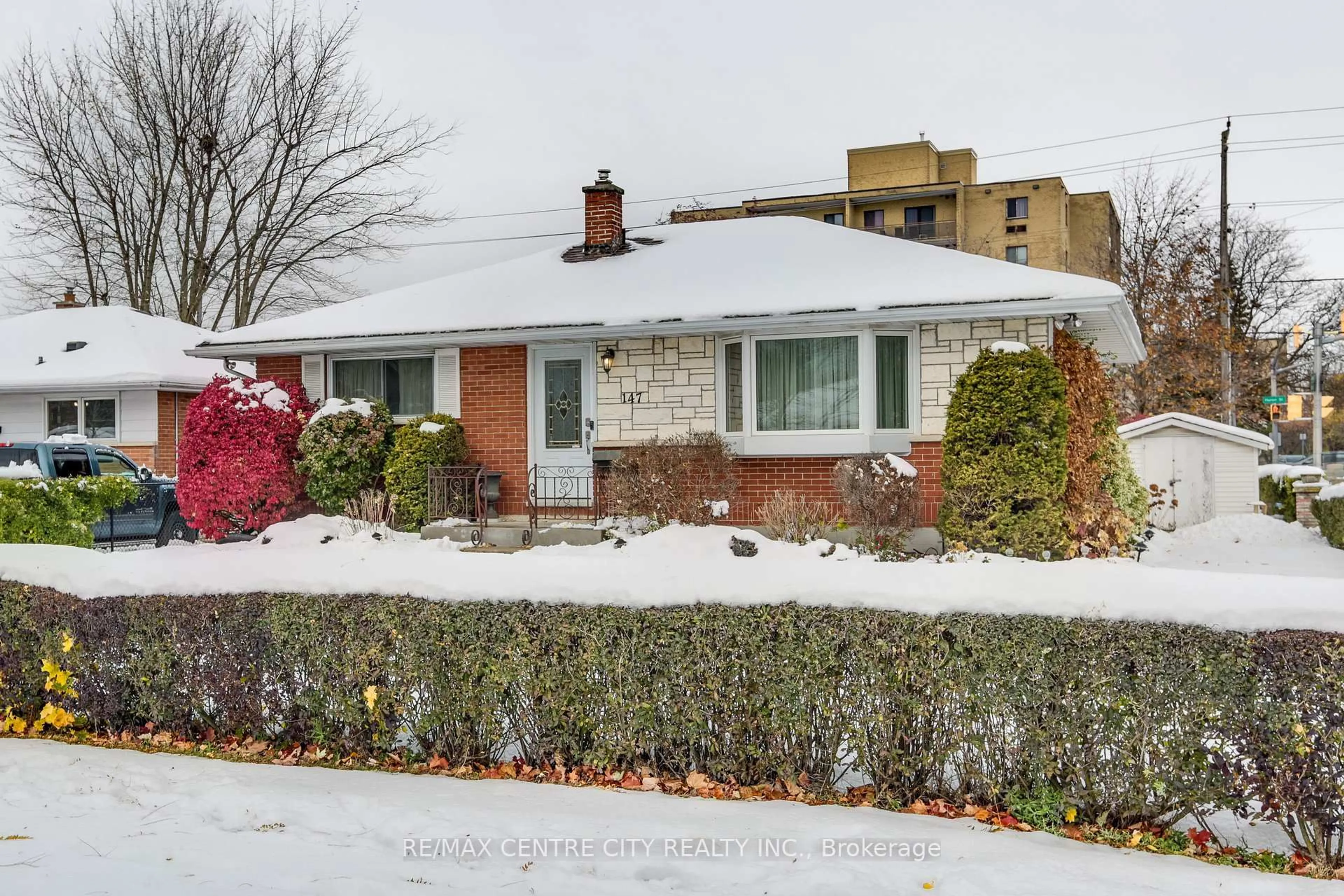 Home with brick exterior material, street for 147 Susan Ave, London East Ontario N5V 2G3