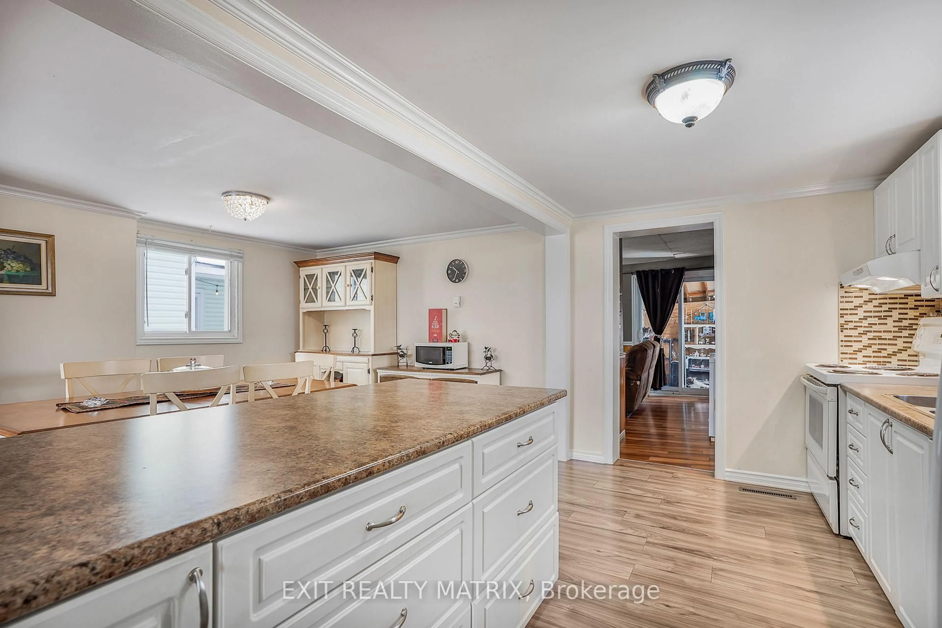 Open concept kitchen, unknown for 236 Genevieve St, Hawkesbury Ontario K6A 2L9