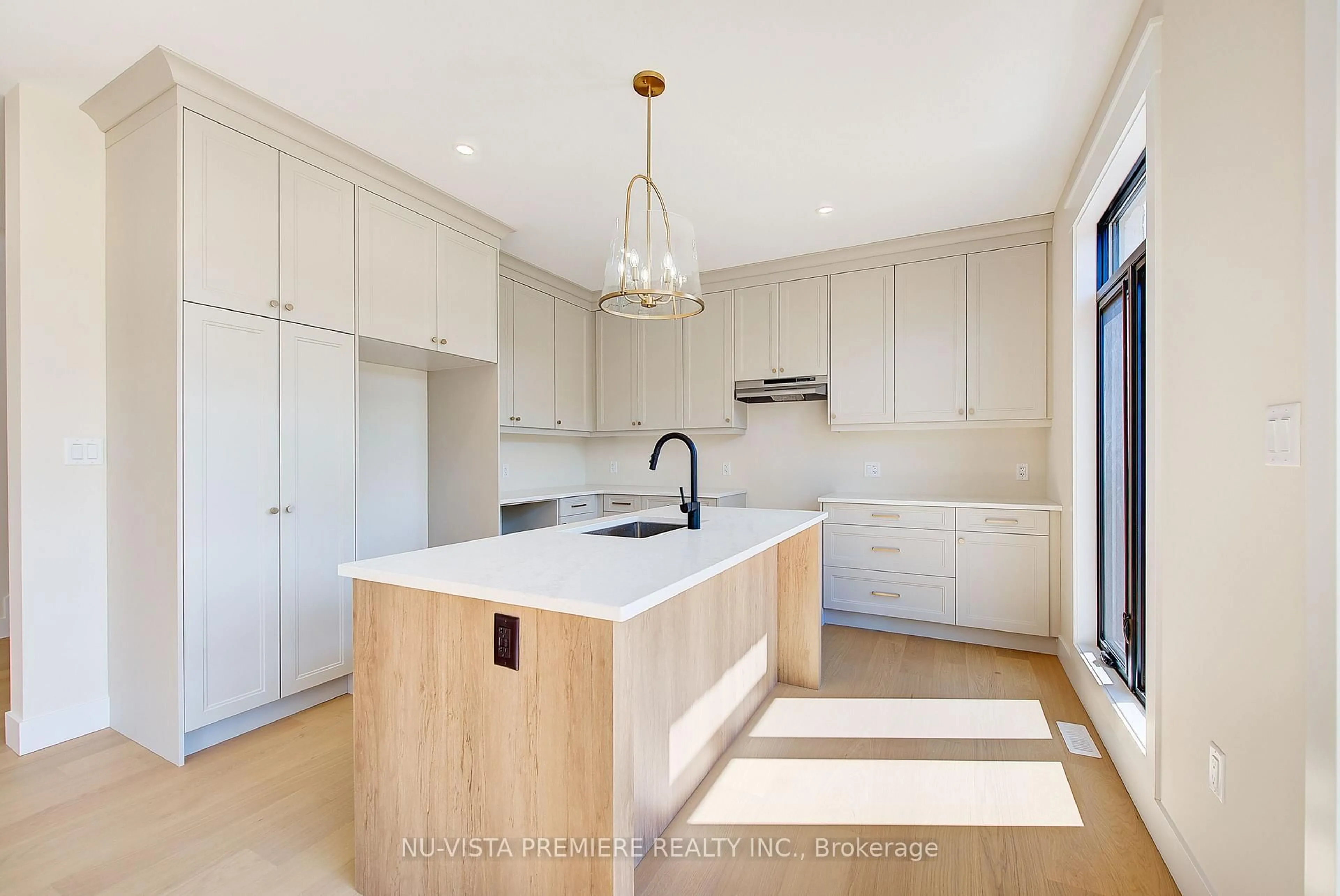 Contemporary kitchen, unknown for Lot 65 Harvest Lane, Thames Centre Ontario N0L 1G3