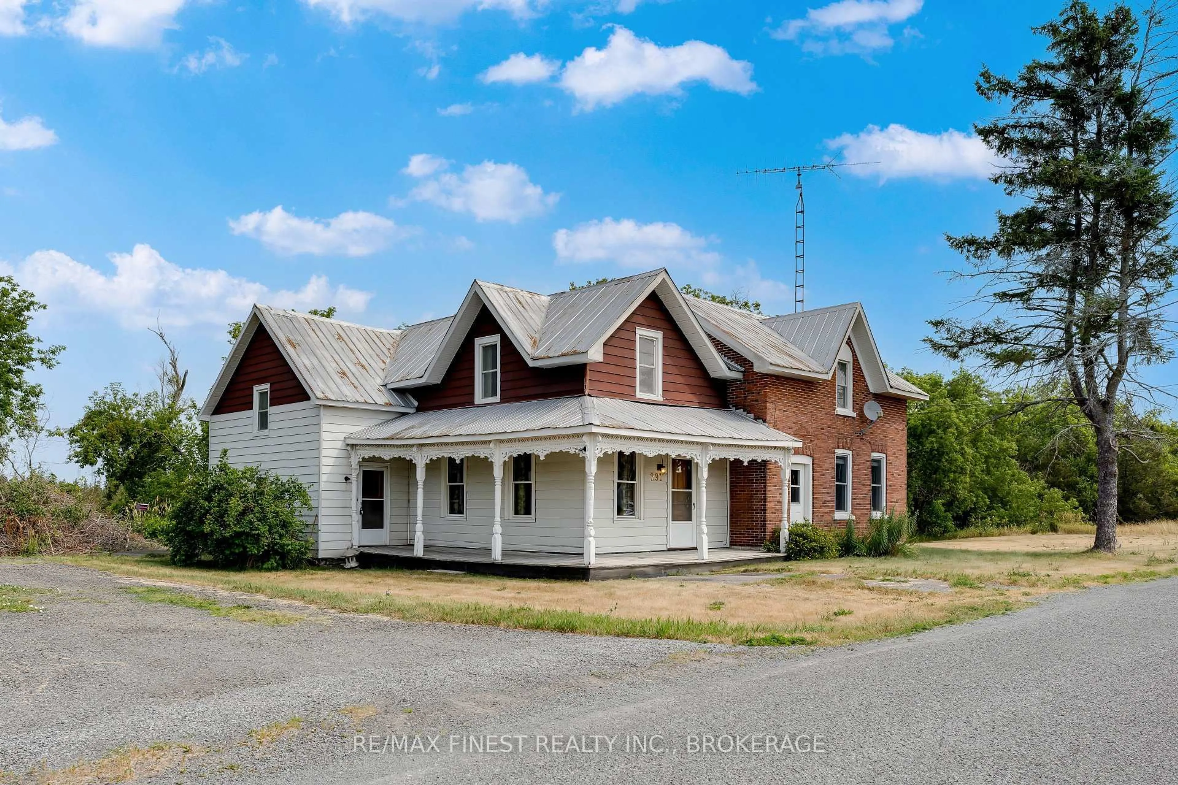A pic from outside/outdoor area/front of a property/back of a property/a pic from drone, building for 291 Hambly Rd, Napanee Ontario K7R 3K8