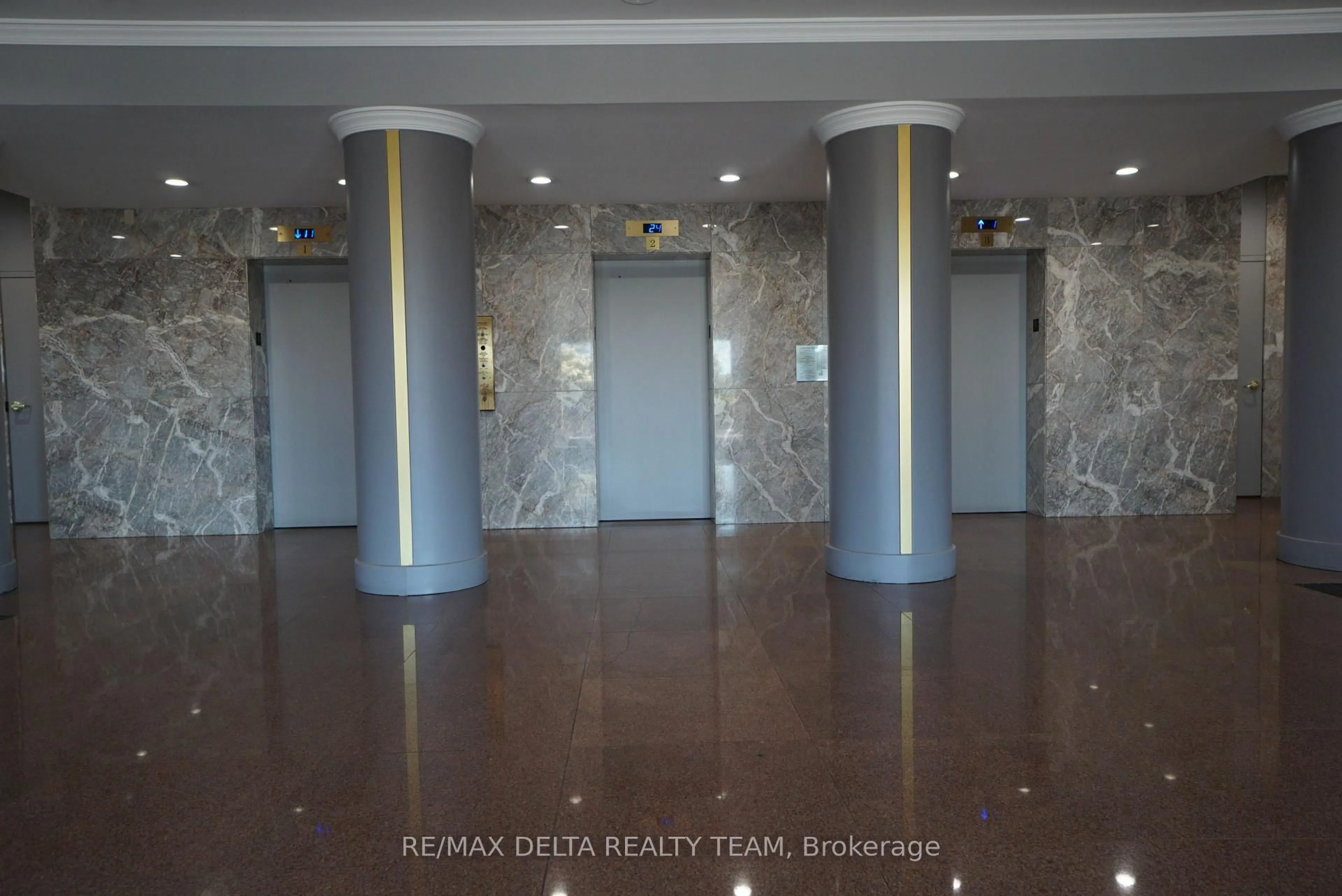 Lobby for 545 St. Laurent Blvd #1506, Ottawa Ontario K1K 4H9