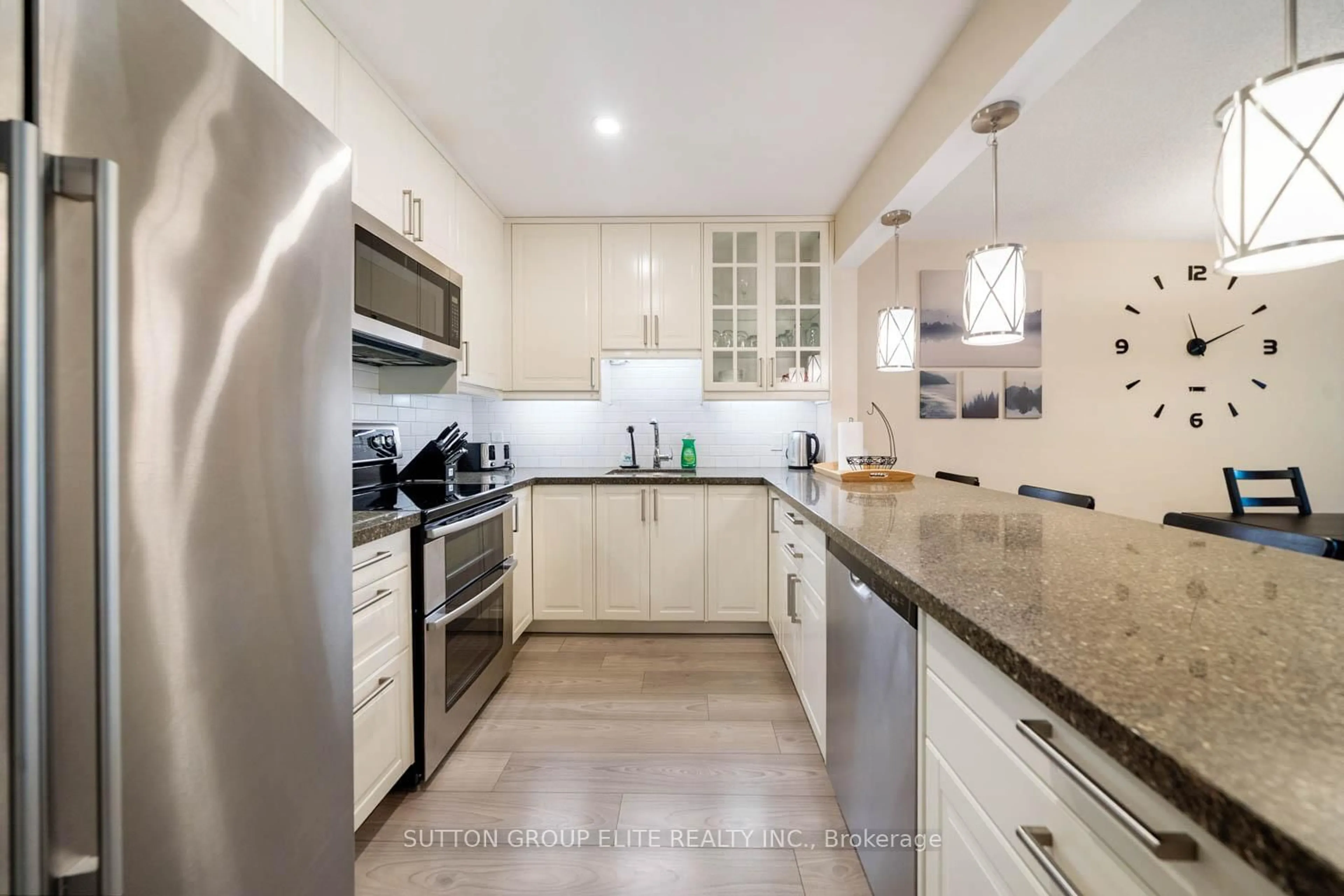 Unknown for 1611 Grandview Hilltop Dr #16, Huntsville Ontario P1H 2J5